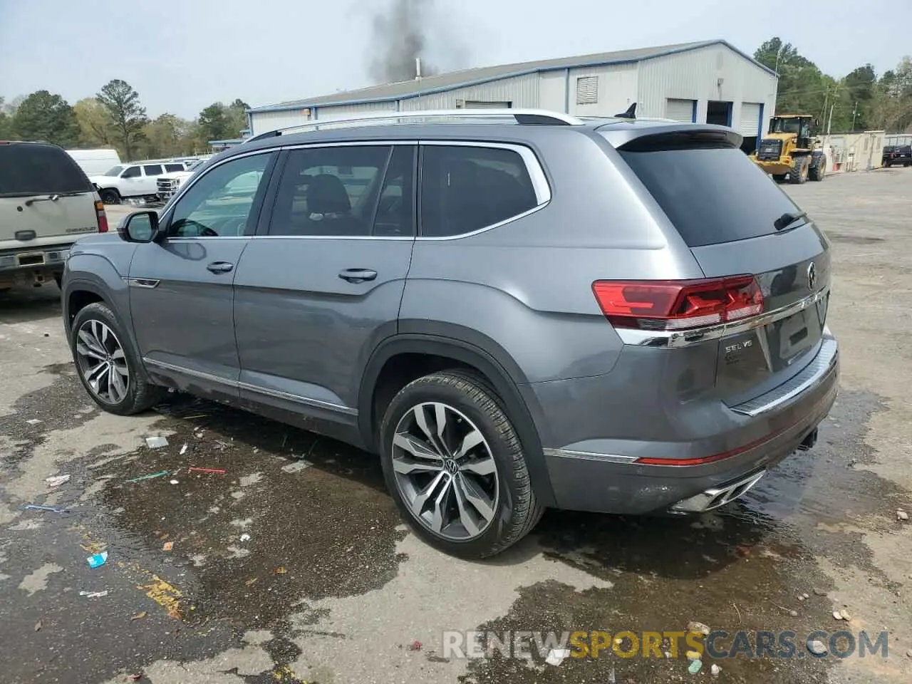 2 Photograph of a damaged car 1V2FR2CA8PC549940 VOLKSWAGEN ATLAS 2023