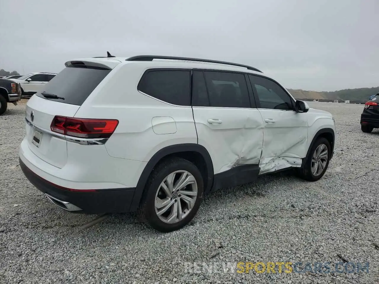 3 Photograph of a damaged car 1V2JP2CA9PC520933 VOLKSWAGEN ATLAS 2023