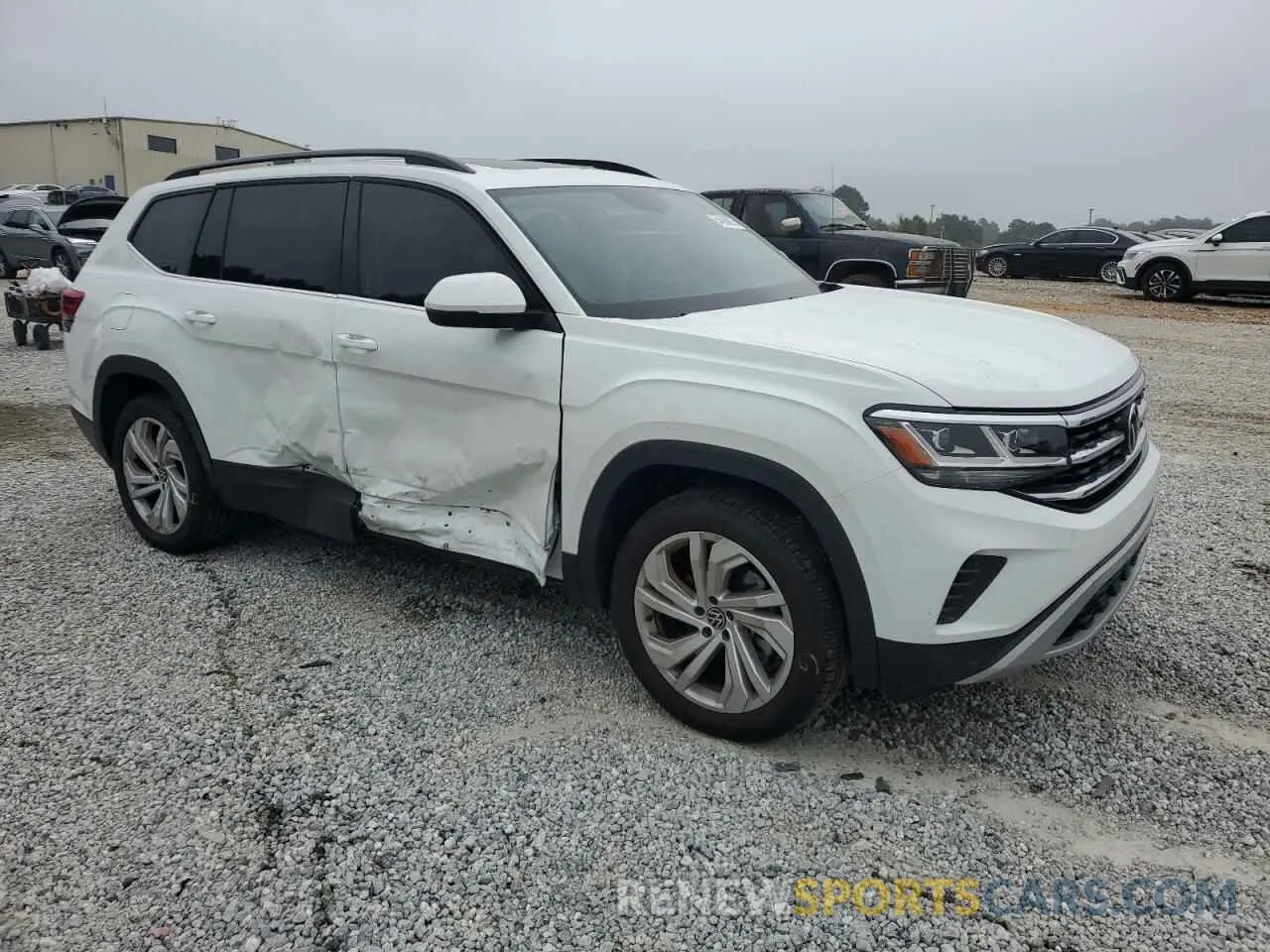 4 Photograph of a damaged car 1V2JP2CA9PC520933 VOLKSWAGEN ATLAS 2023