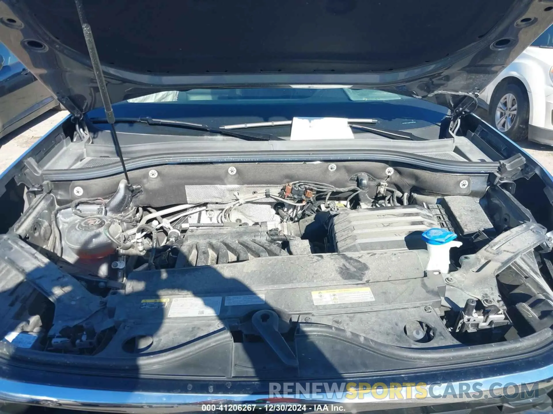 10 Photograph of a damaged car 1V2JR2CA4PC538749 VOLKSWAGEN ATLAS 2023