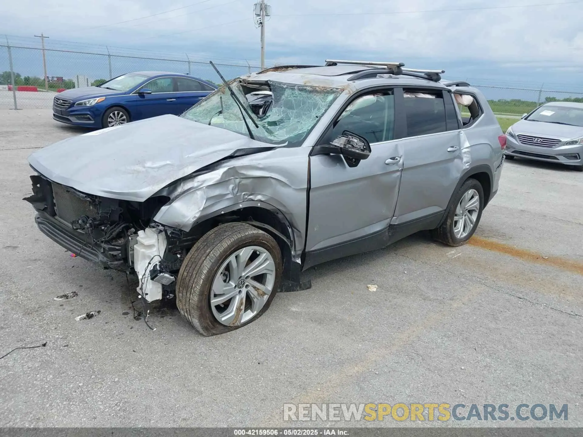 2 Photograph of a damaged car 1V2JR2CA5PC524780 VOLKSWAGEN ATLAS 2023