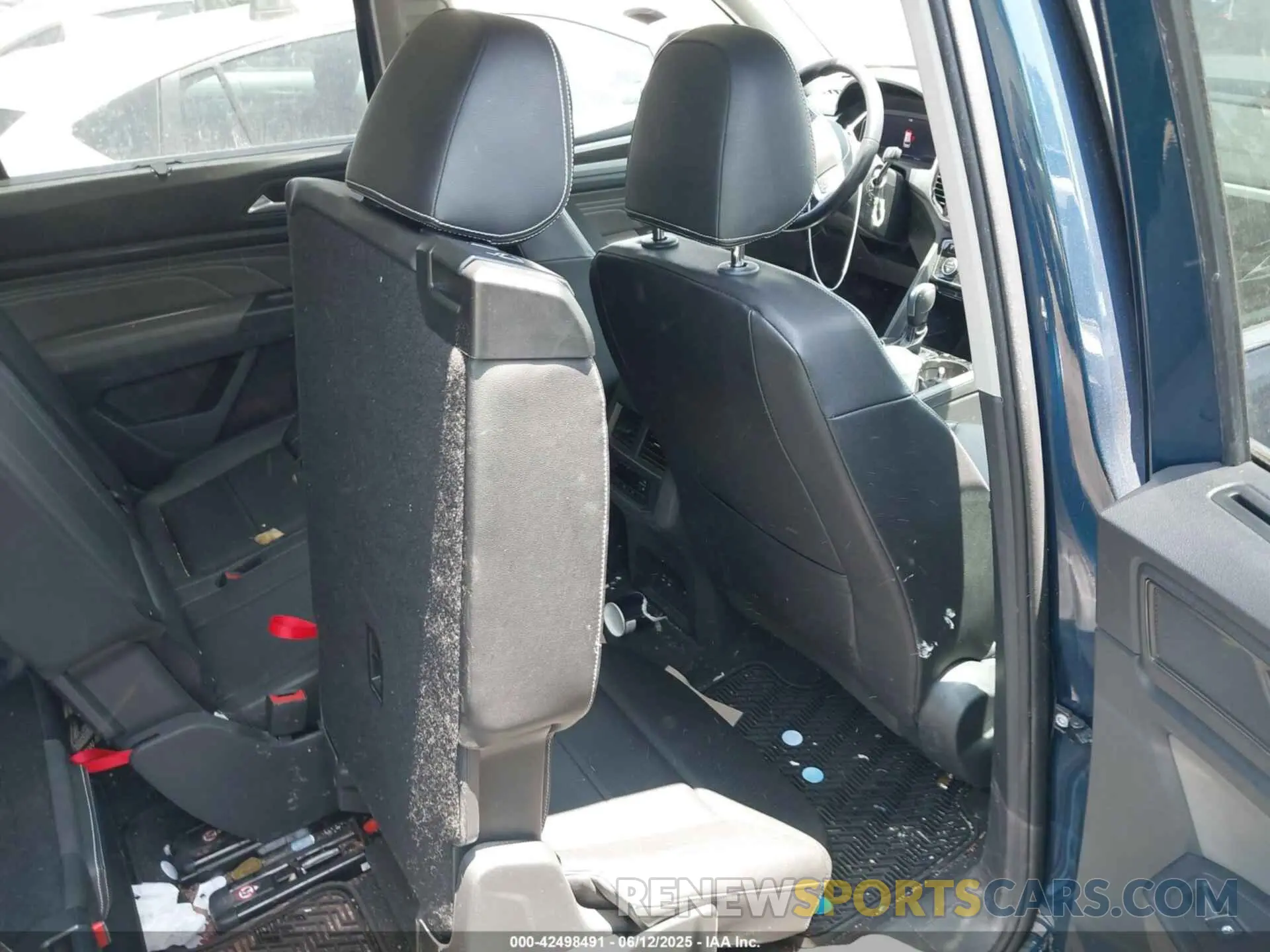 8 Фотография поврежденного автомобиля 1V2JR2CA5PC530112 VOLKSWAGEN ATLAS 2023