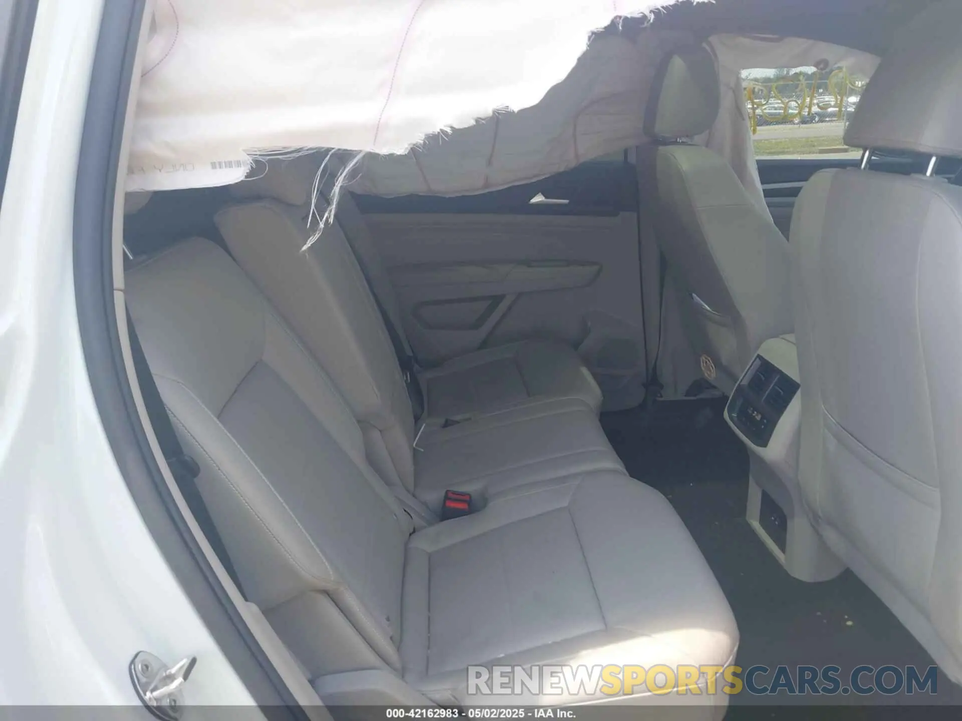 8 Фотография поврежденного автомобиля 1V2JR2CA6PC530345 VOLKSWAGEN ATLAS 2023