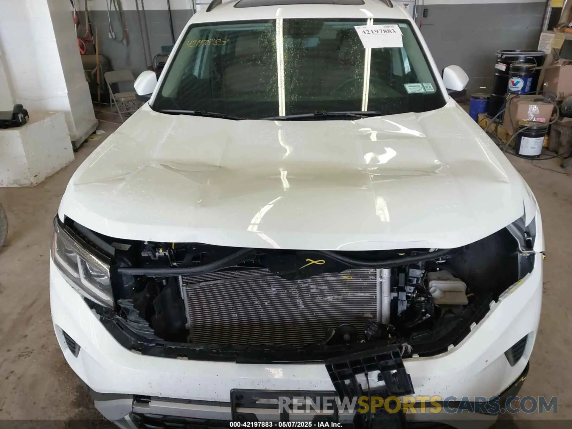 13 Photograph of a damaged car 1V2KR2CA0PC537828 VOLKSWAGEN ATLAS 2023