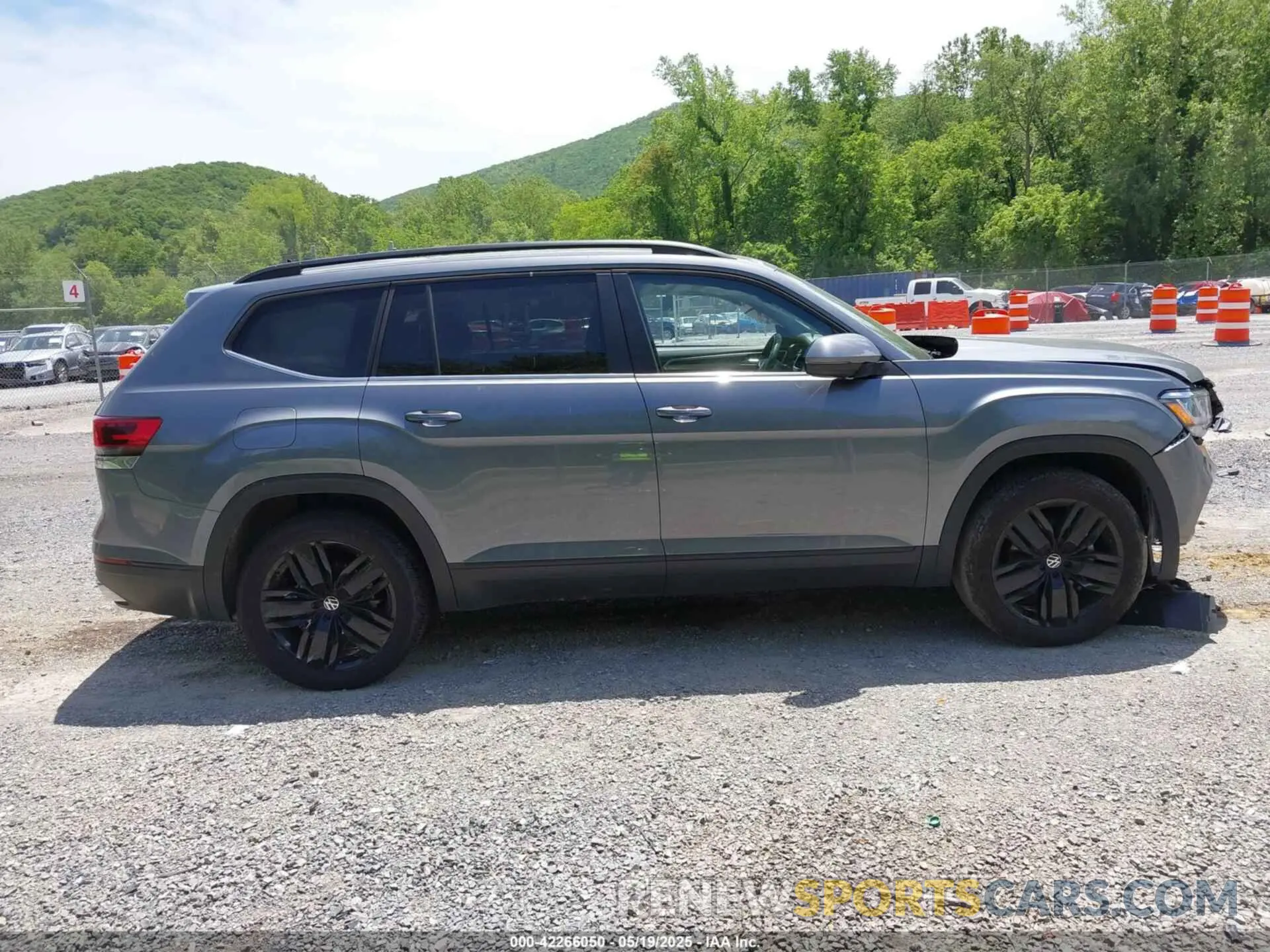 13 Фотография поврежденного автомобиля 1V2KR2CA1PC541564 VOLKSWAGEN ATLAS 2023