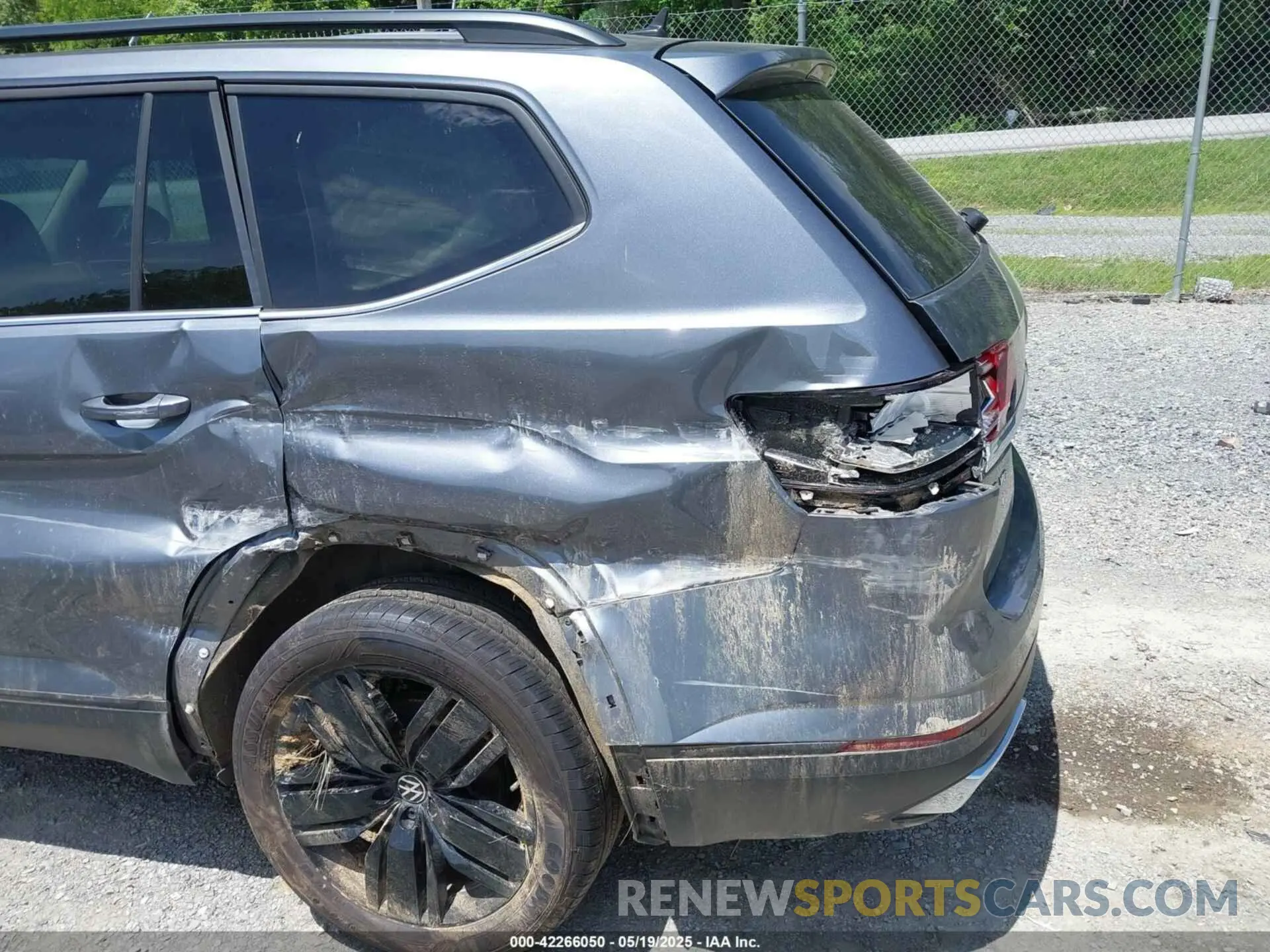 20 Фотография поврежденного автомобиля 1V2KR2CA1PC541564 VOLKSWAGEN ATLAS 2023