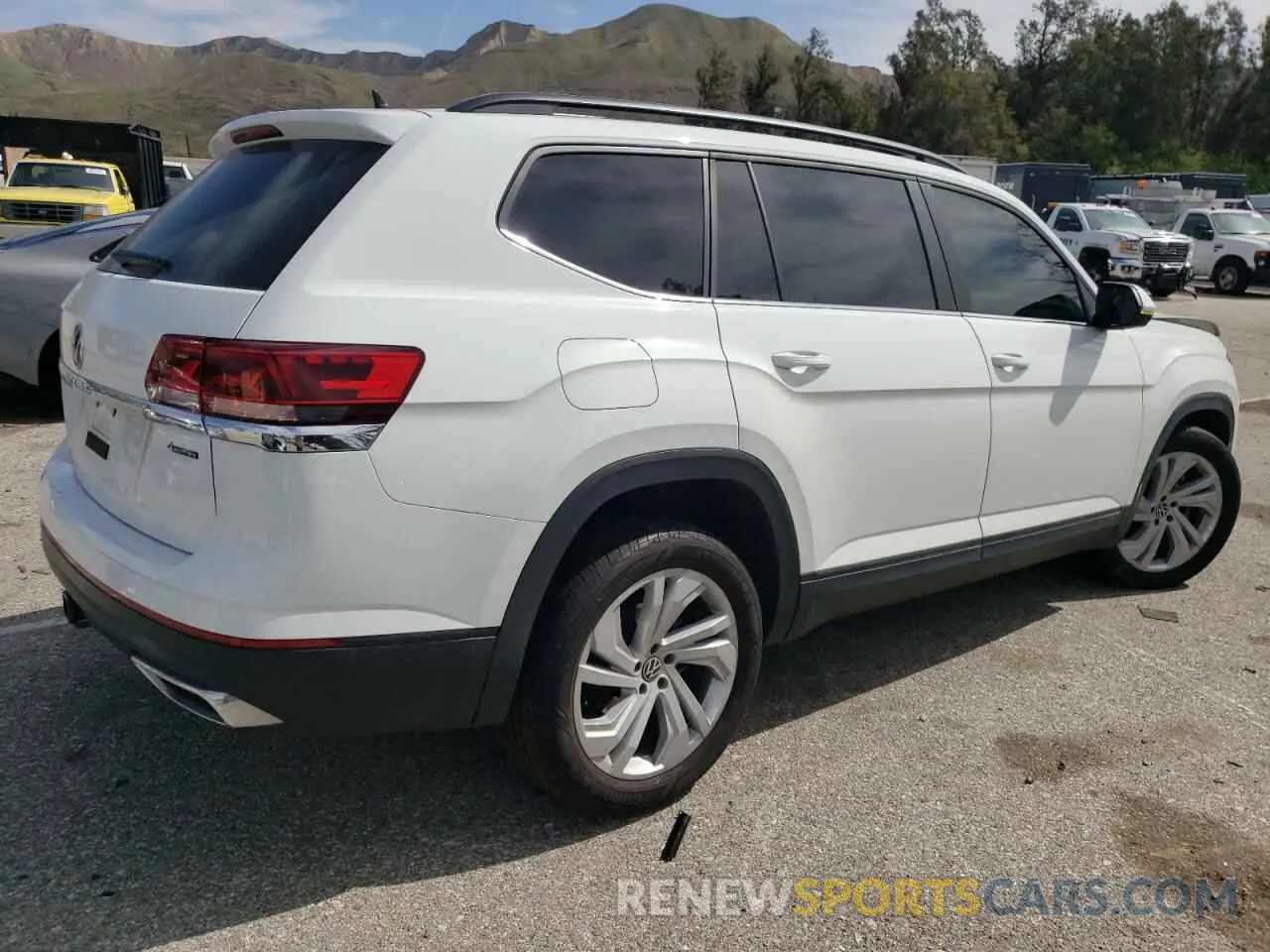 3 Photograph of a damaged car 1V2KR2CAXPC526268 VOLKSWAGEN ATLAS 2023