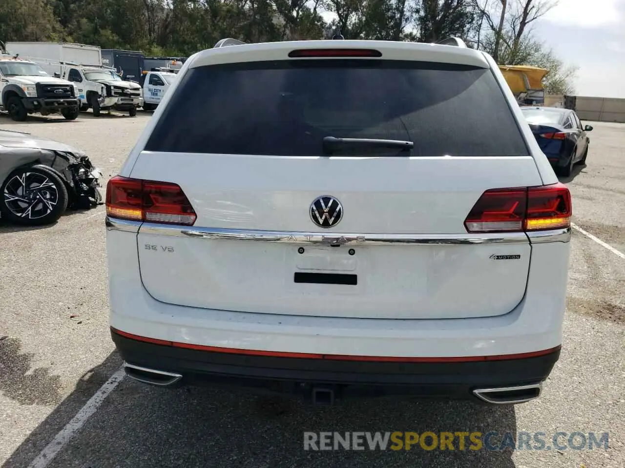 6 Photograph of a damaged car 1V2KR2CAXPC526268 VOLKSWAGEN ATLAS 2023