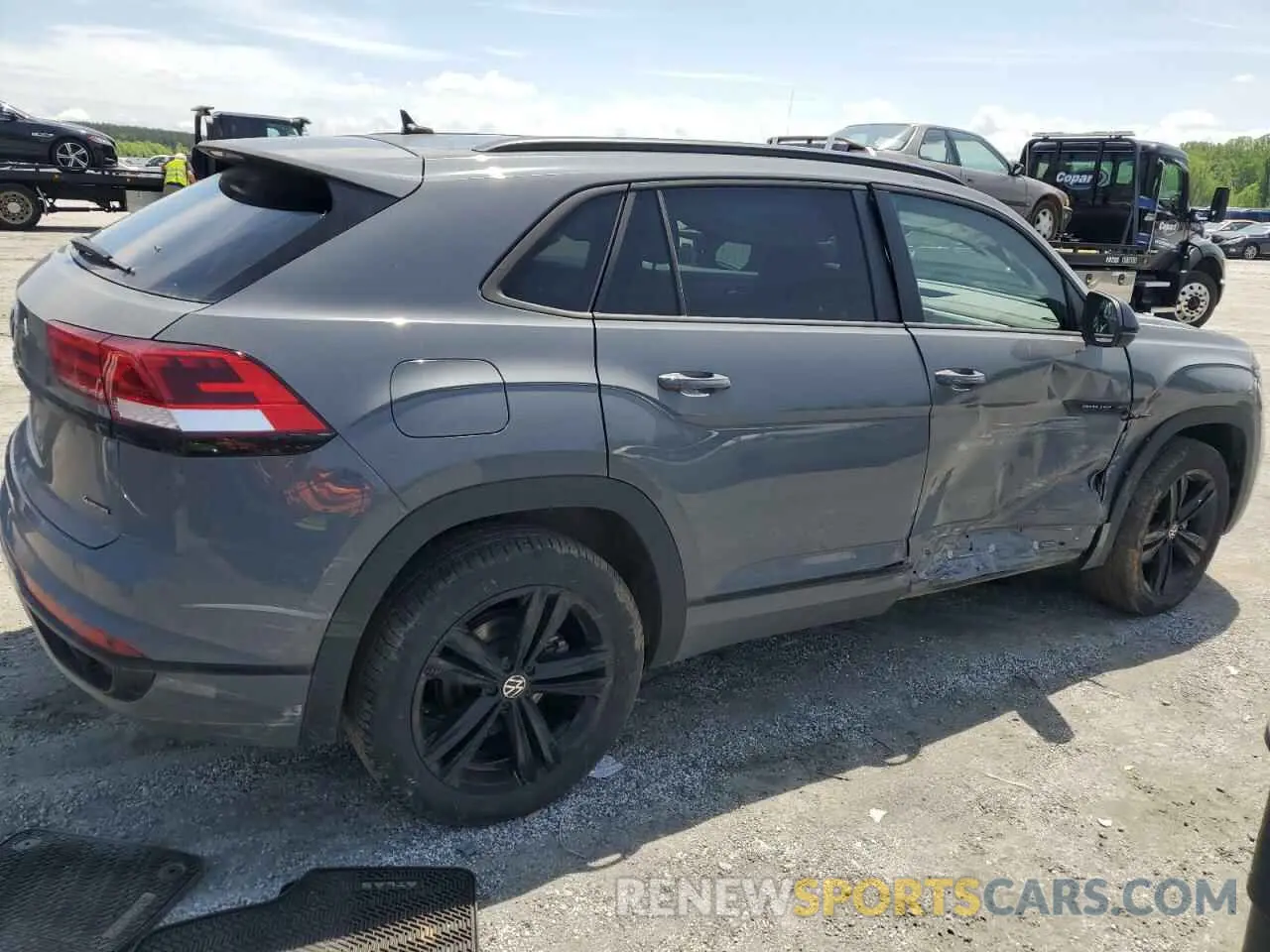 3 Photograph of a damaged car 1V2SC2CA4PC211886 VOLKSWAGEN ATLAS 2023