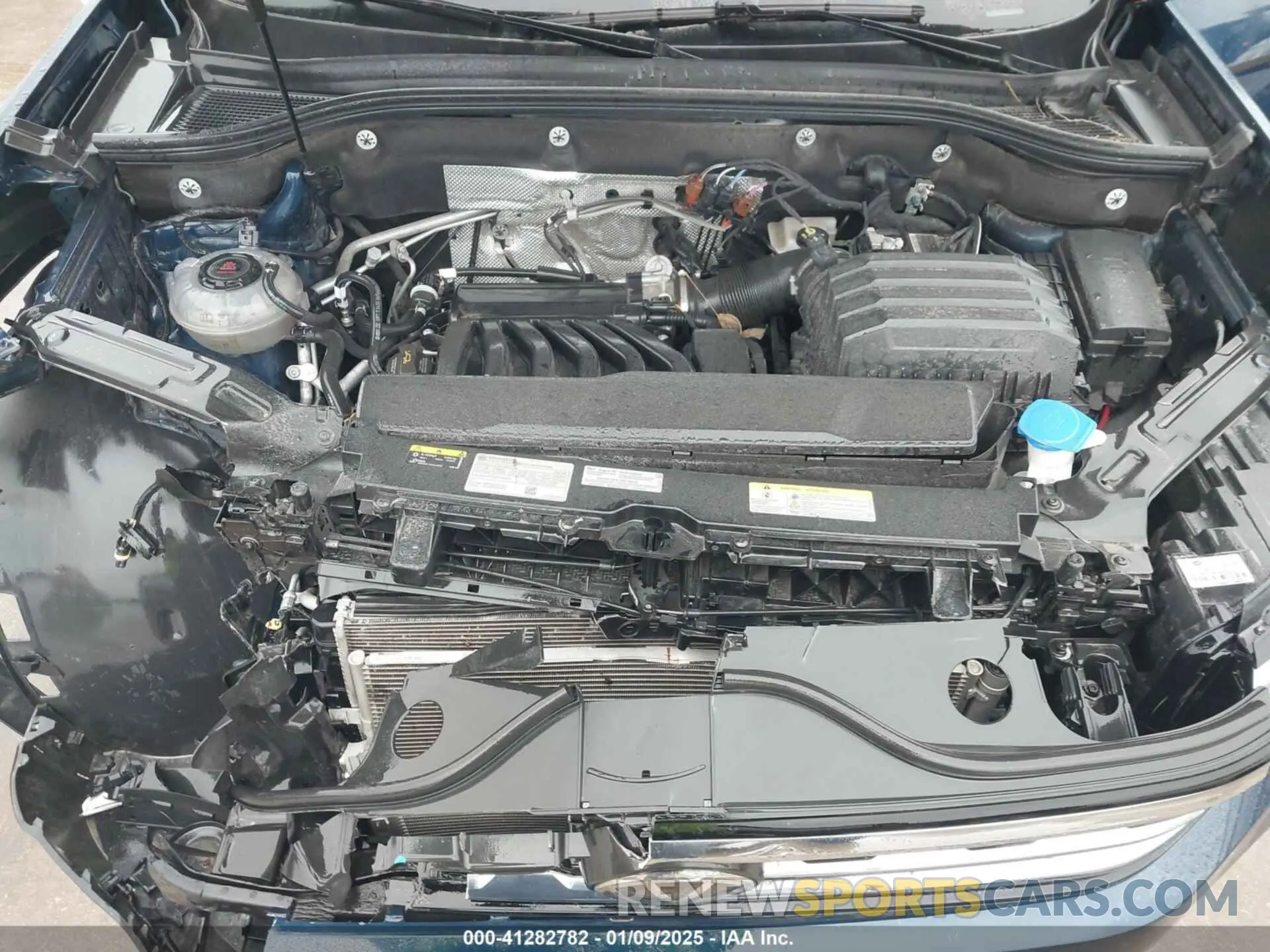 10 Photograph of a damaged car 1V2WR2CA3PC507742 VOLKSWAGEN ATLAS 2023