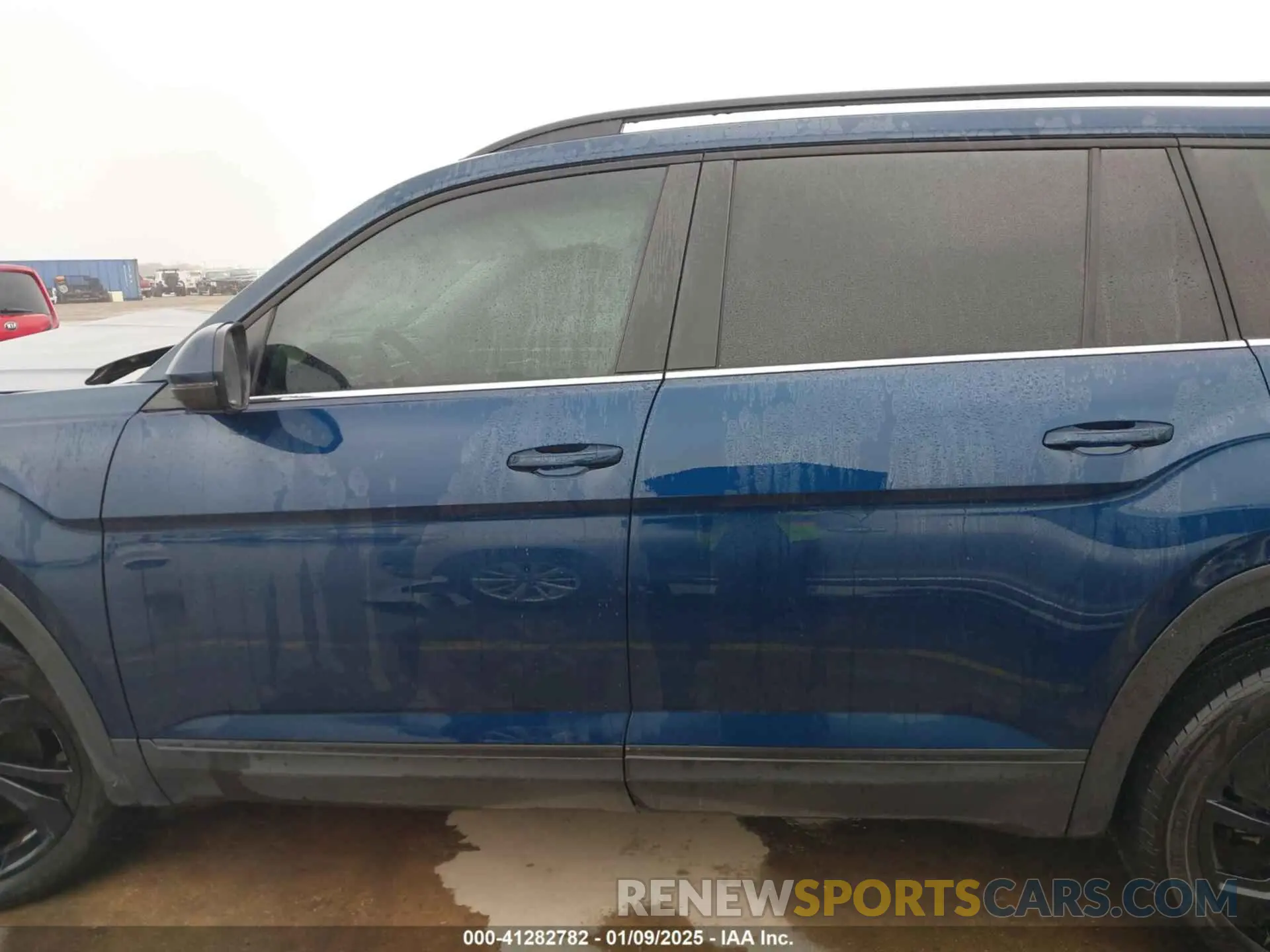 14 Photograph of a damaged car 1V2WR2CA3PC507742 VOLKSWAGEN ATLAS 2023