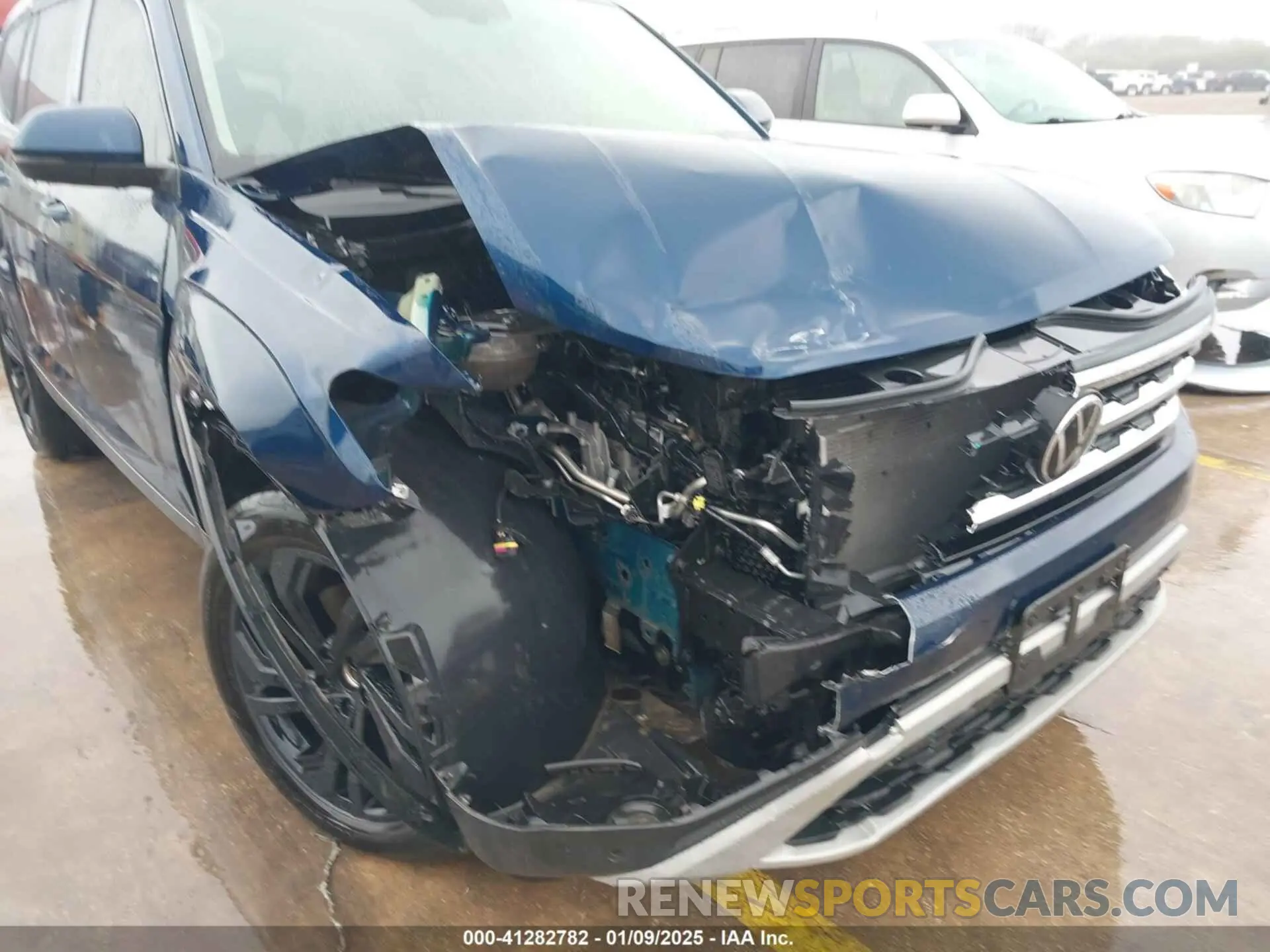 6 Photograph of a damaged car 1V2WR2CA3PC507742 VOLKSWAGEN ATLAS 2023