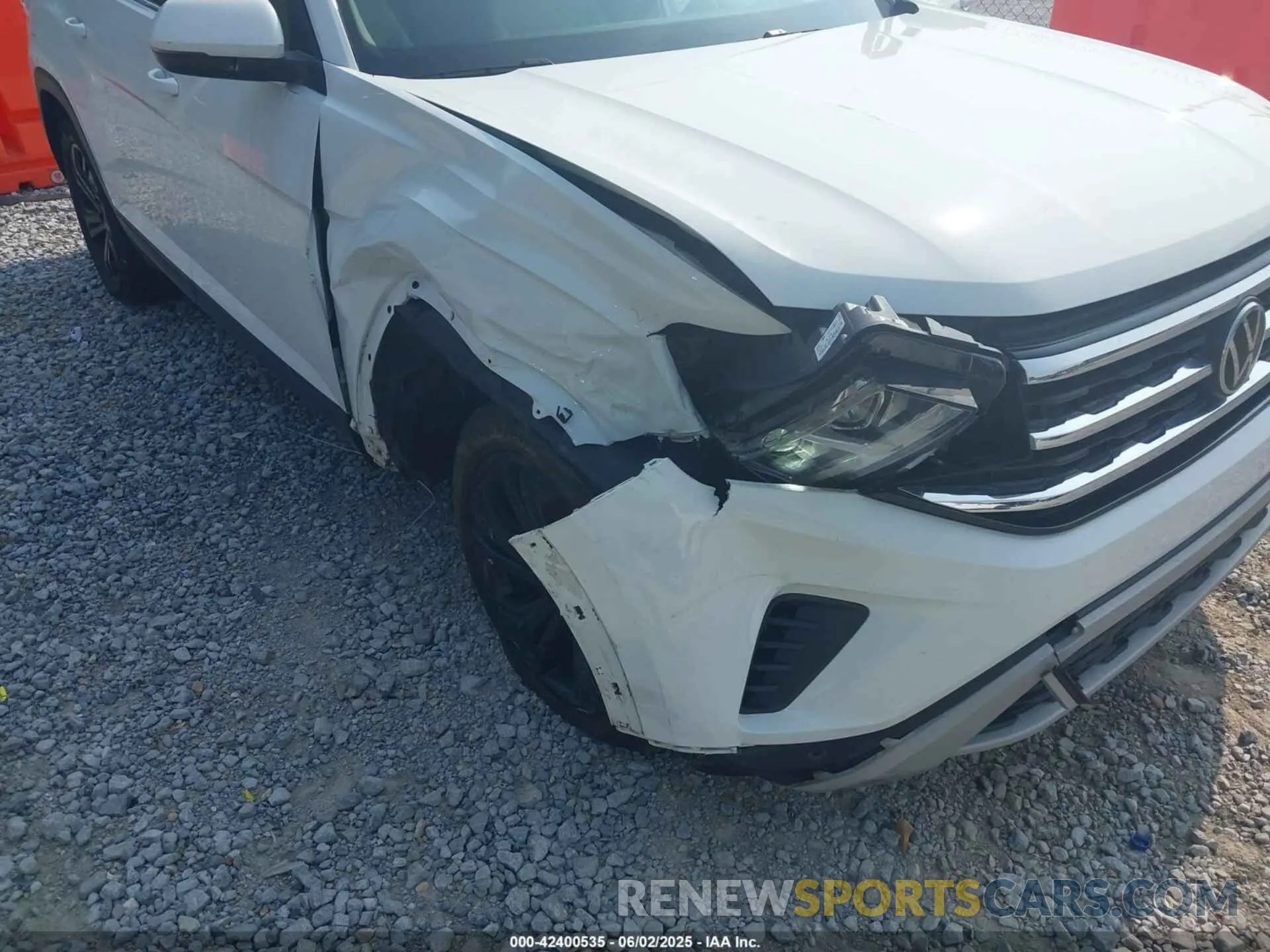 6 Photograph of a damaged car 1V2WR2CA6PC547040 VOLKSWAGEN ATLAS 2023