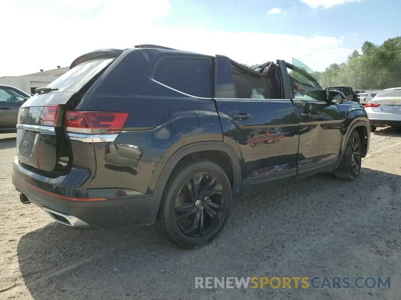 3 Photograph of a damaged car 1V2WR2CA7PC500650 VOLKSWAGEN ATLAS 2023