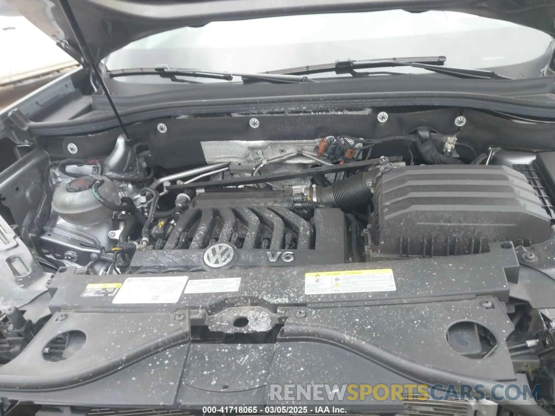 10 Photograph of a damaged car 1V2WR2CAXPC505406 VOLKSWAGEN ATLAS 2023