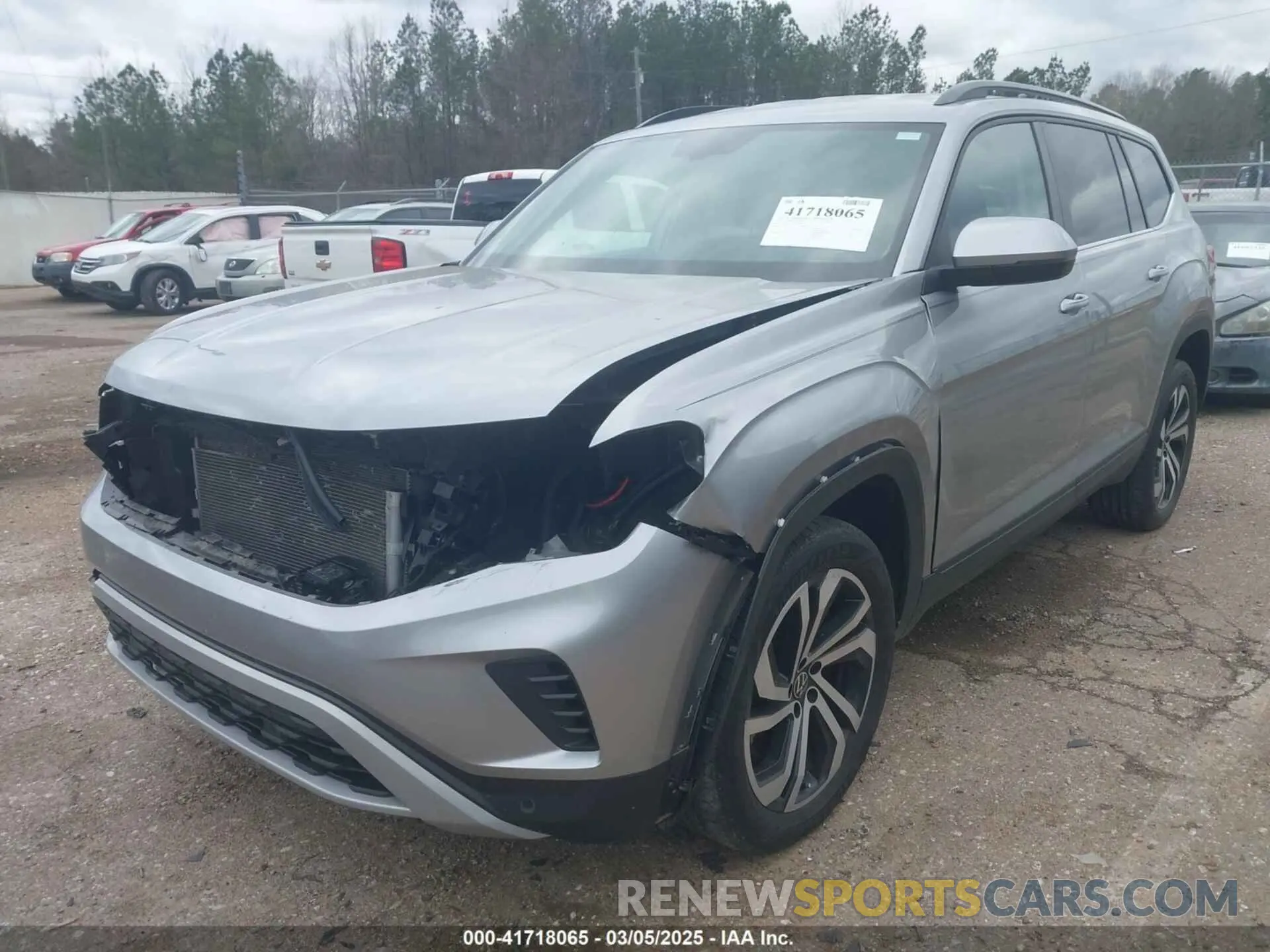 19 Photograph of a damaged car 1V2WR2CAXPC505406 VOLKSWAGEN ATLAS 2023