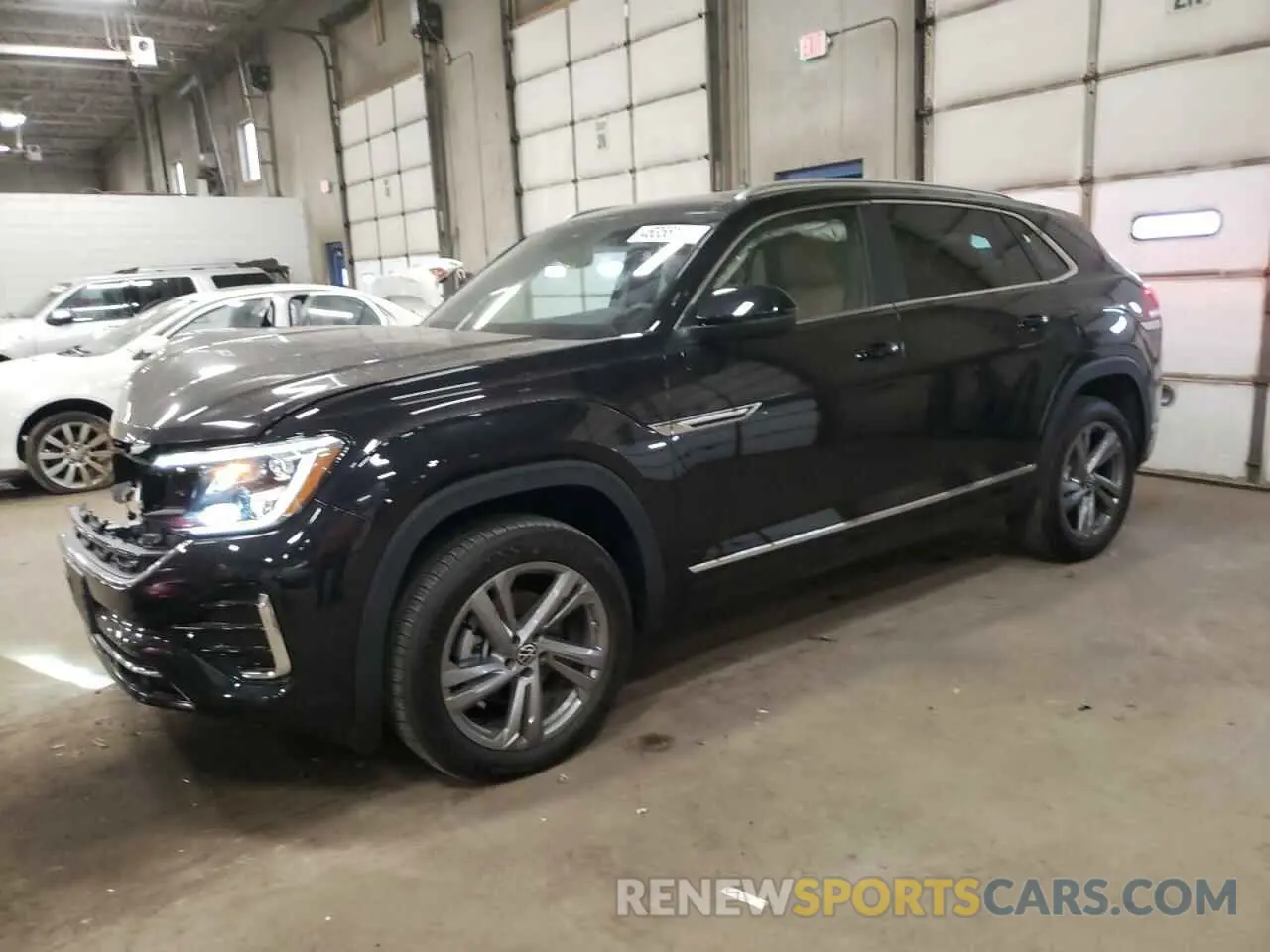 1 Фотография поврежденного автомобиля 1V2AE2CA2RC242417 VOLKSWAGEN ATLAS 2024
