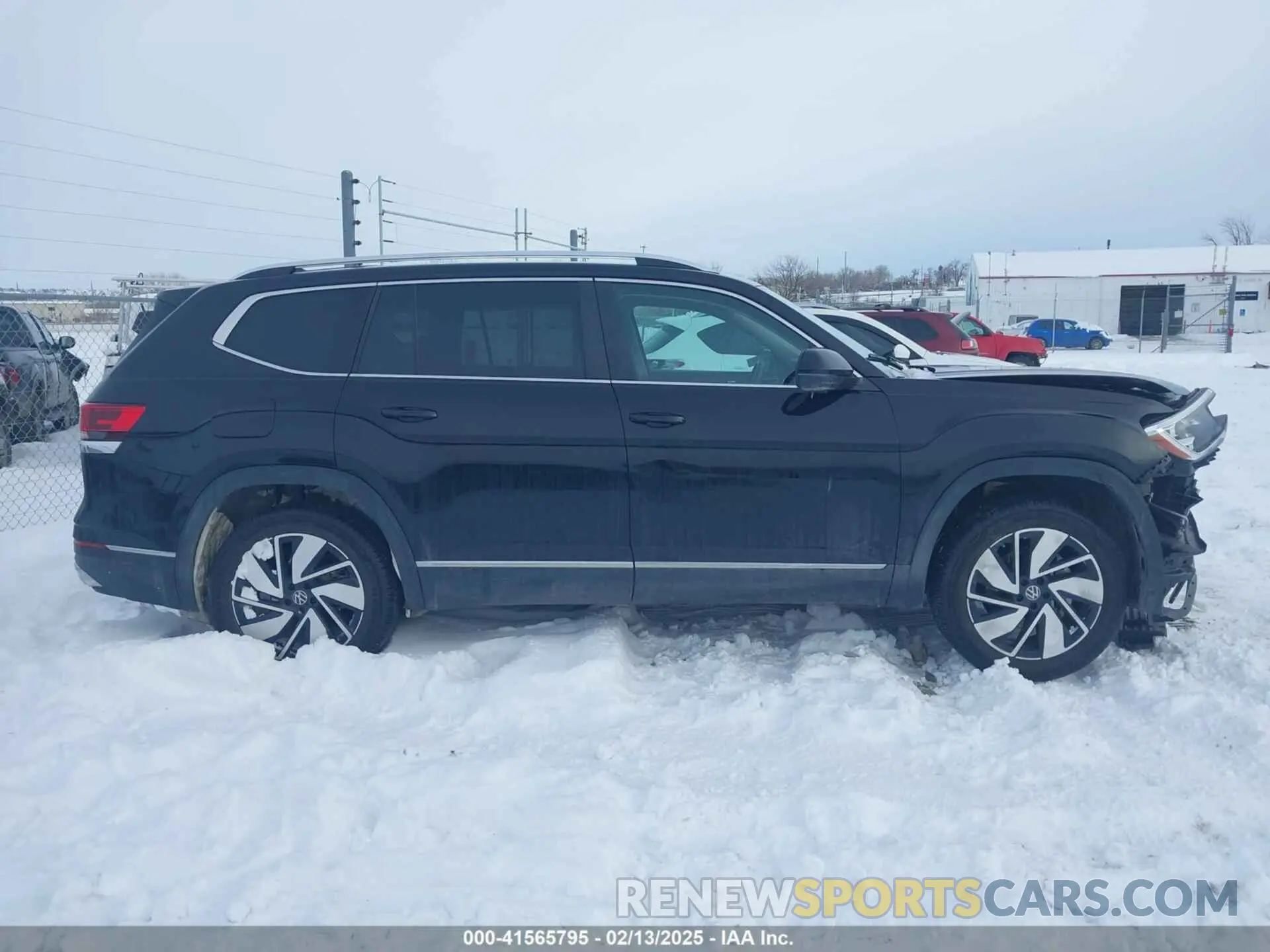 14 Photograph of a damaged car 1V2BR2CA3RC513283 VOLKSWAGEN ATLAS 2024