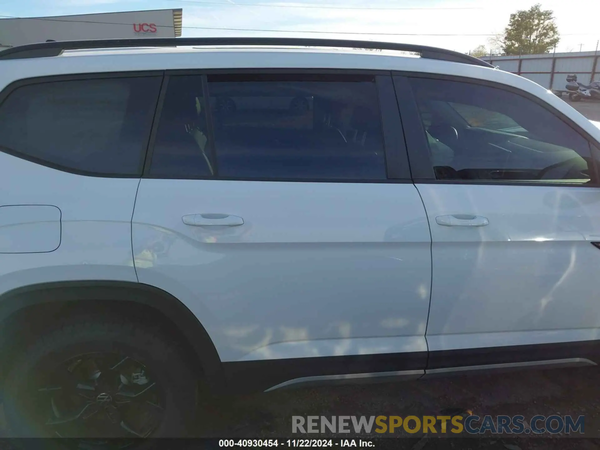 13 Photograph of a damaged car 1V2CR2CA0RC601261 VOLKSWAGEN ATLAS 2024
