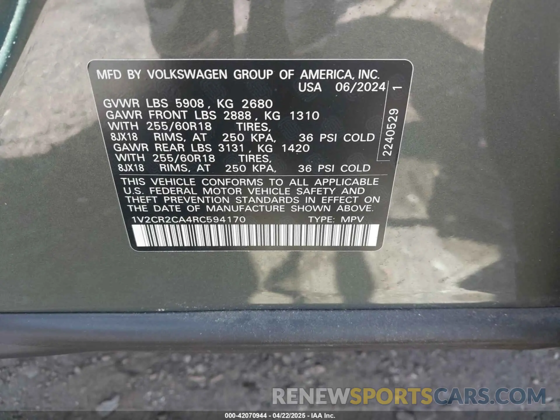 9 Photograph of a damaged car 1V2CR2CA4RC594170 VOLKSWAGEN ATLAS 2024