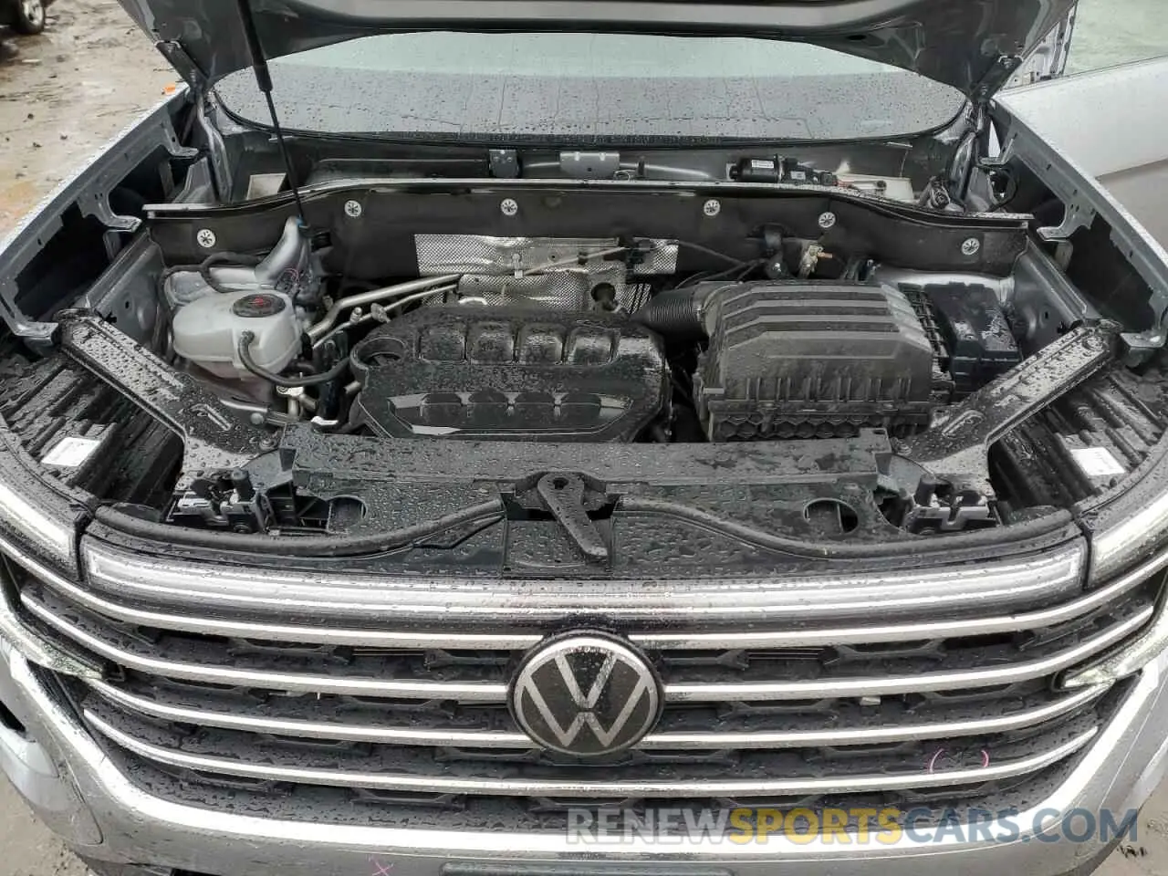 11 Photograph of a damaged car 1V2DR2CAXRC554731 VOLKSWAGEN ATLAS 2024