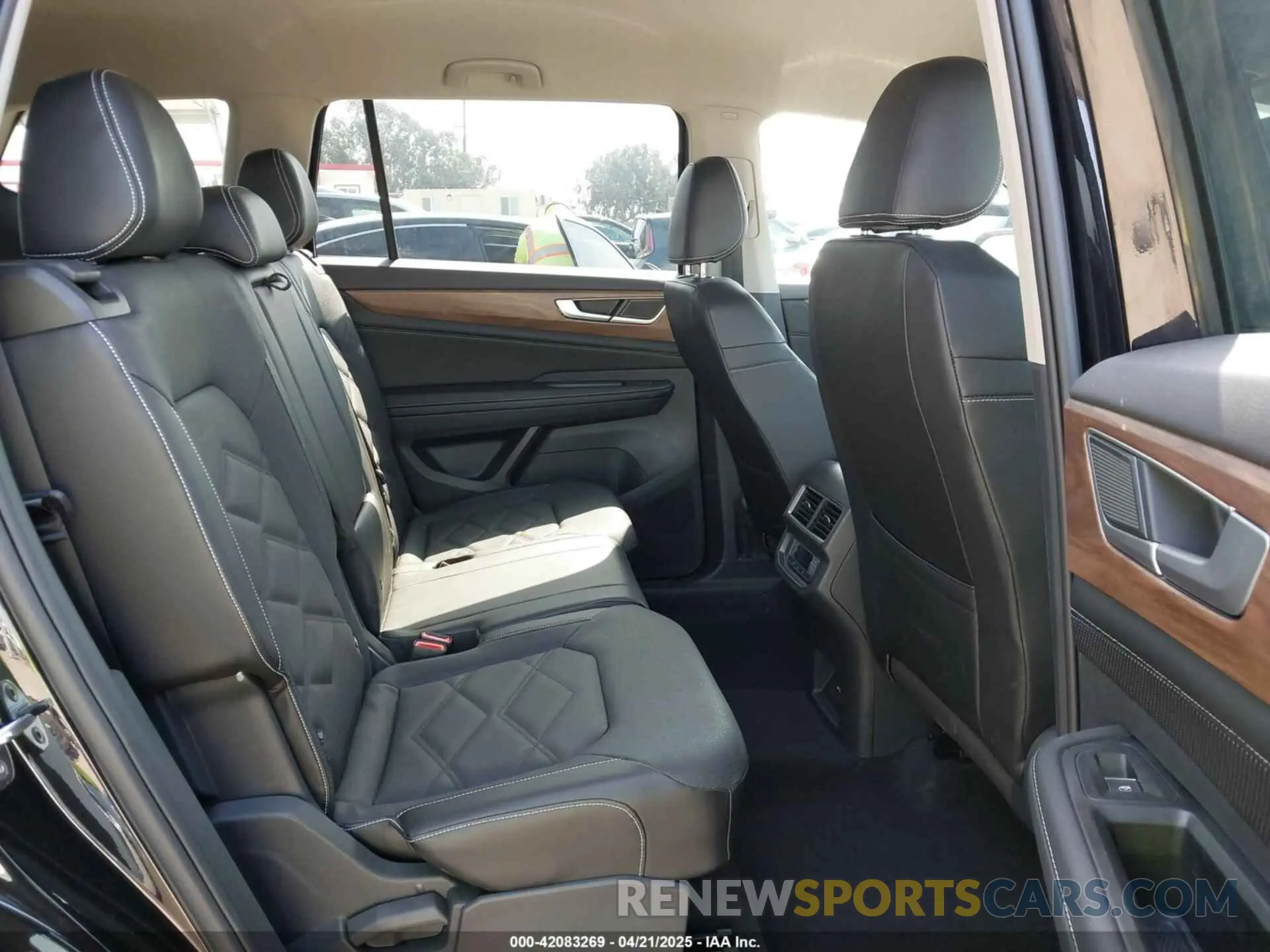 8 Фотография поврежденного автомобиля 1V2DR2CAXRC578382 VOLKSWAGEN ATLAS 2024