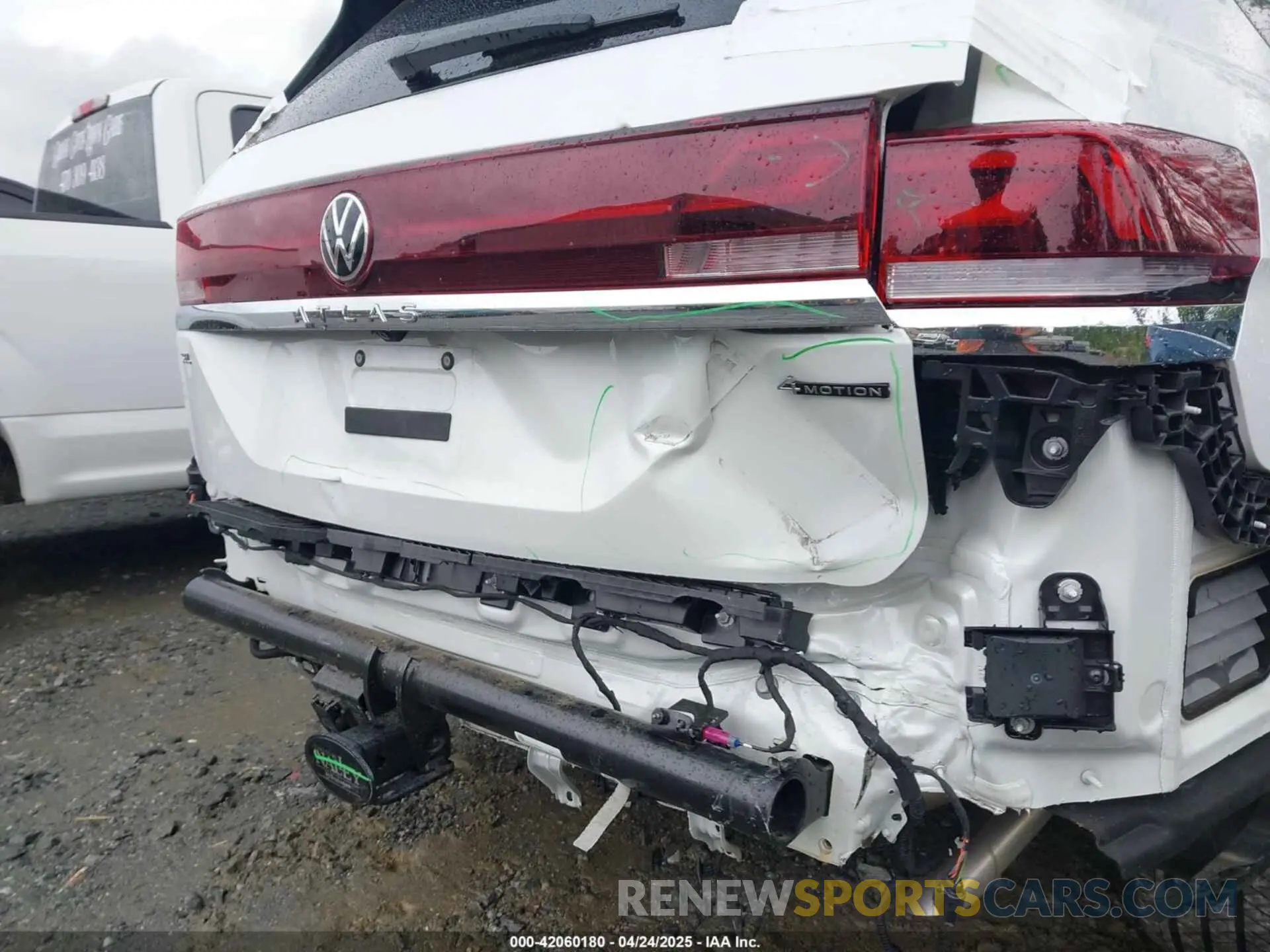 18 Фотография поврежденного автомобиля 1V2FR2CA0RC598455 VOLKSWAGEN ATLAS 2024