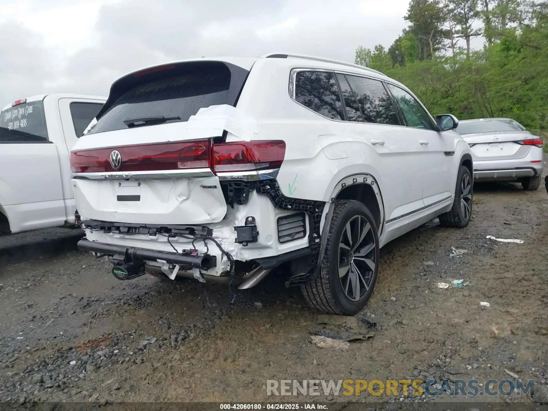 4 Фотография поврежденного автомобиля 1V2FR2CA0RC598455 VOLKSWAGEN ATLAS 2024
