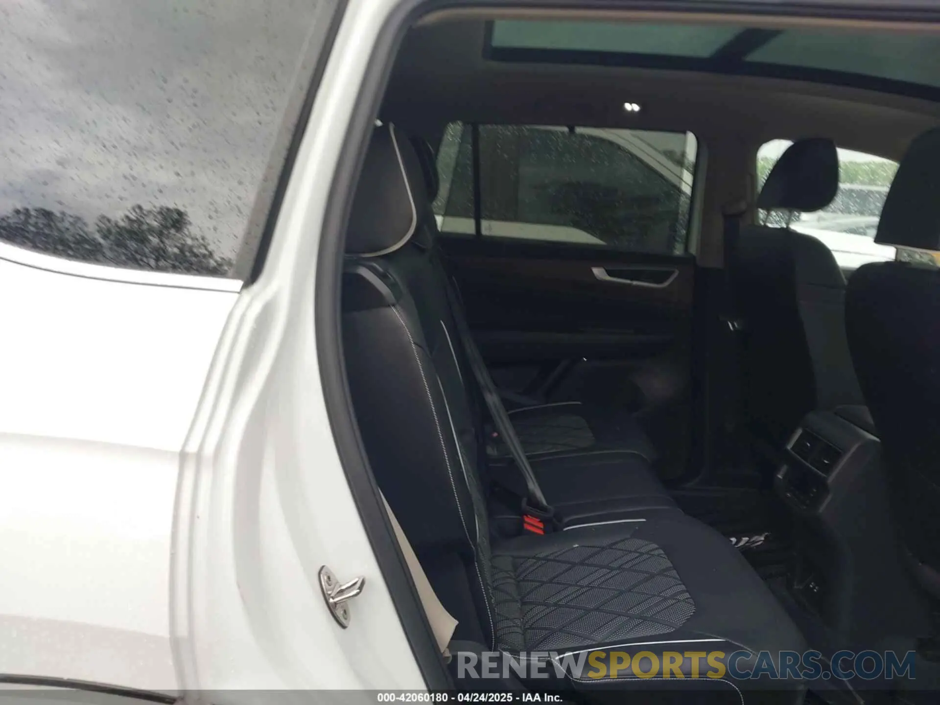 8 Фотография поврежденного автомобиля 1V2FR2CA0RC598455 VOLKSWAGEN ATLAS 2024