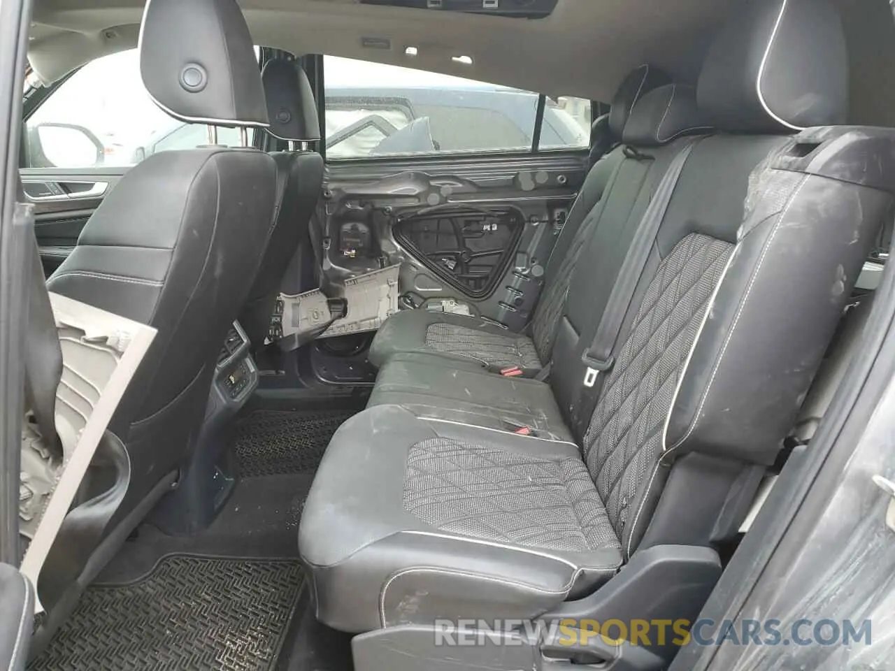 11 Фотография поврежденного автомобиля 1V2FR2CA1RC520945 VOLKSWAGEN ATLAS 2024