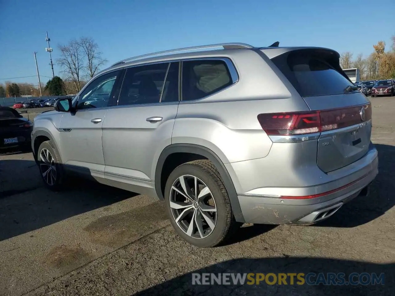 2 Photograph of a damaged car 1V2FR2CA4RC507753 VOLKSWAGEN ATLAS 2024