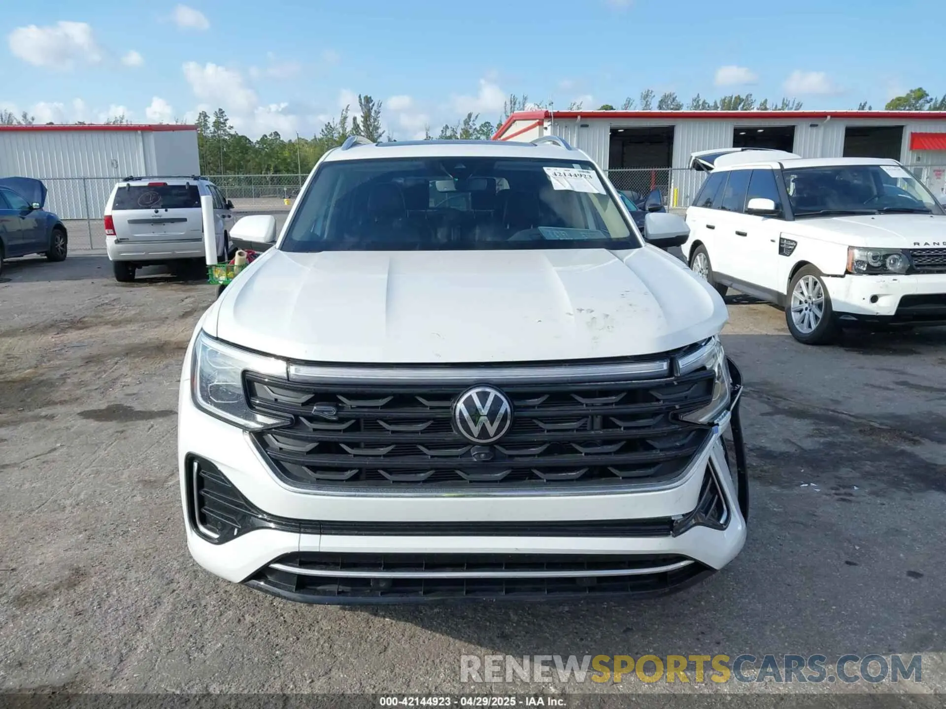 12 Photograph of a damaged car 1V2FR2CA4RC573042 VOLKSWAGEN ATLAS 2024