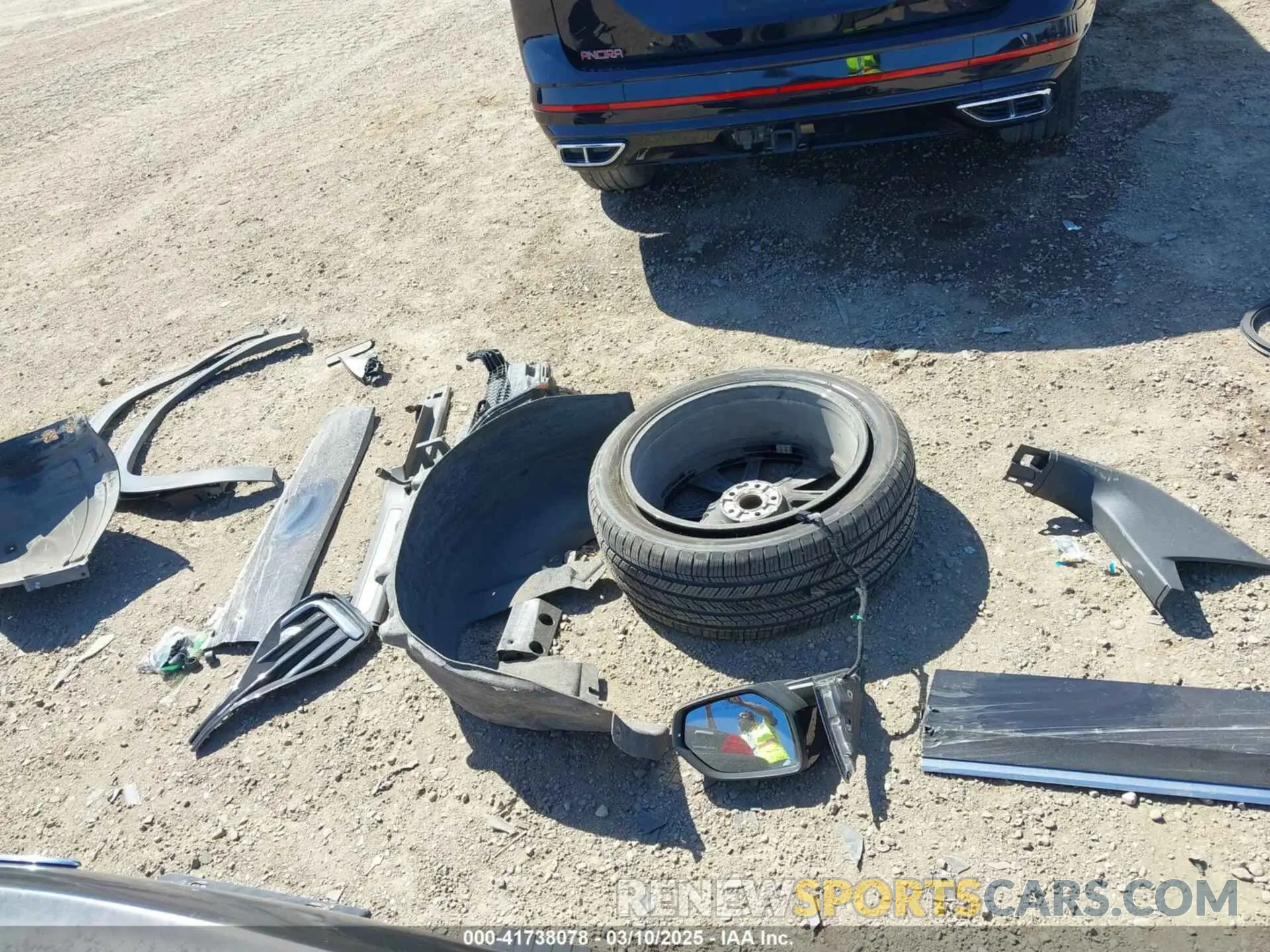 12 Photograph of a damaged car 1V2FR2CA6RC522304 VOLKSWAGEN ATLAS 2024