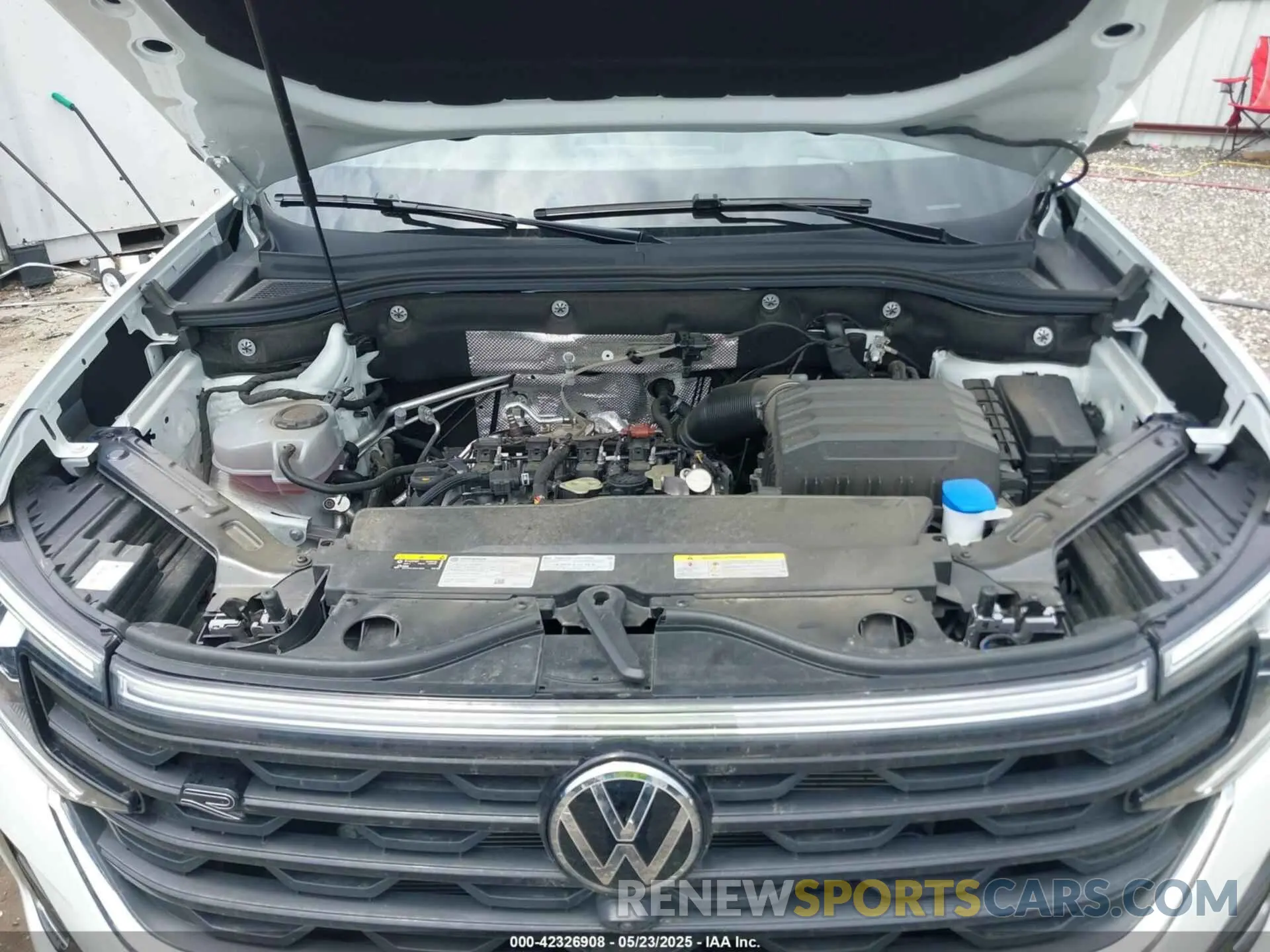 10 Photograph of a damaged car 1V2FR2CA7RC598307 VOLKSWAGEN ATLAS 2024