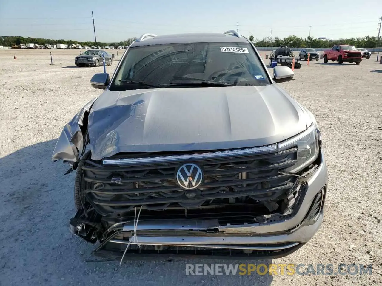 5 Photograph of a damaged car 1V2FR2CA9RC520336 VOLKSWAGEN ATLAS 2024