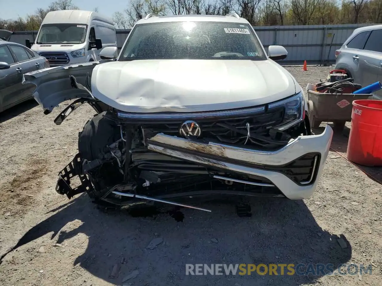 5 Photograph of a damaged car 1V2FR2CAXRC586488 VOLKSWAGEN ATLAS 2024