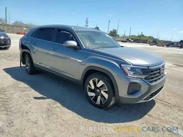 11 Photograph of a damaged car 1V2HE2CA2RC245574 VOLKSWAGEN ATLAS 2024