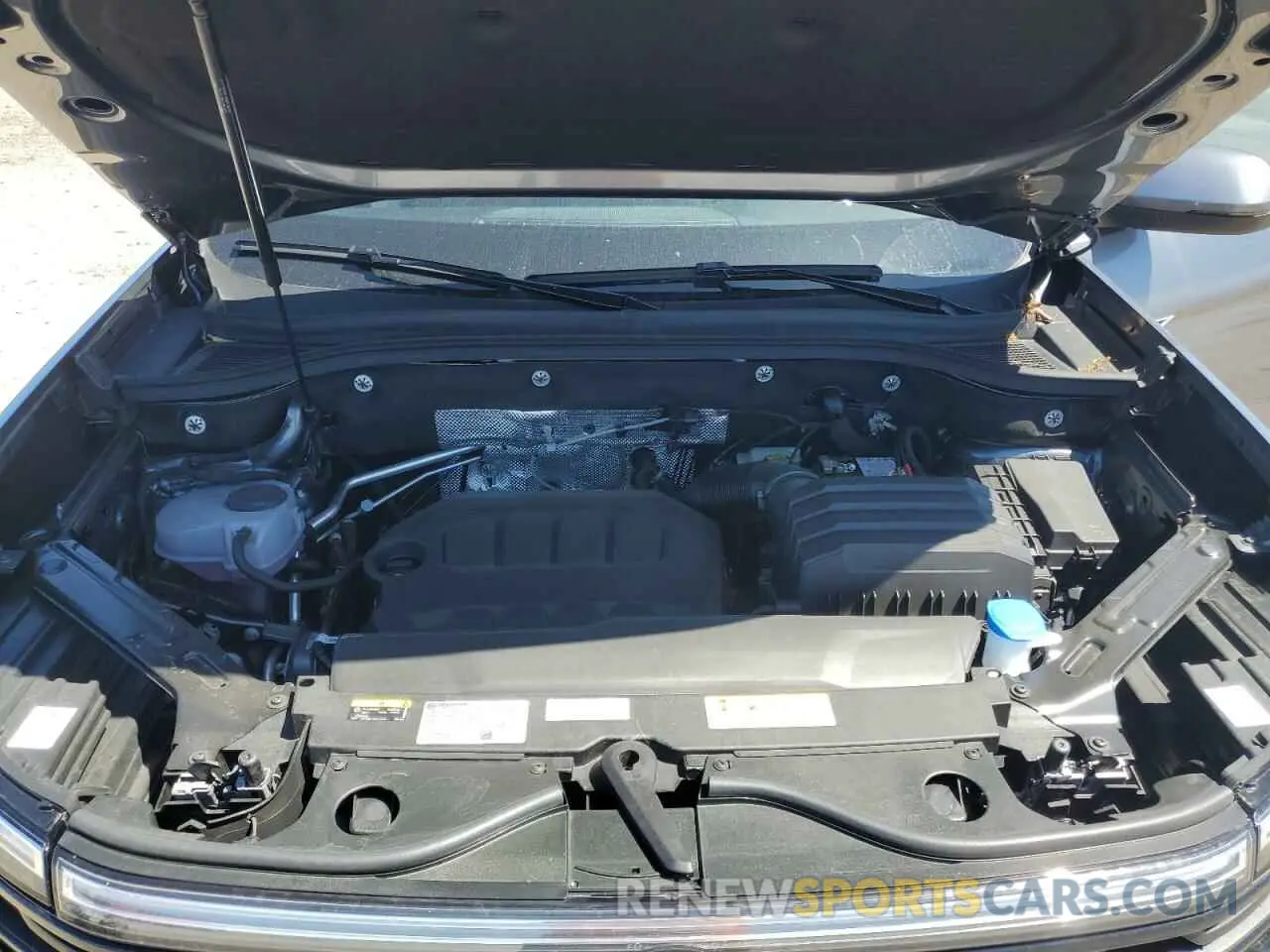14 Photograph of a damaged car 1V2HE2CA2RC245574 VOLKSWAGEN ATLAS 2024