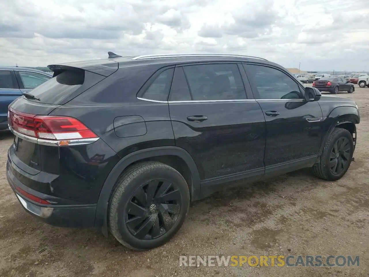 3 Photograph of a damaged car 1V2HE2CA9RC248407 VOLKSWAGEN ATLAS 2024