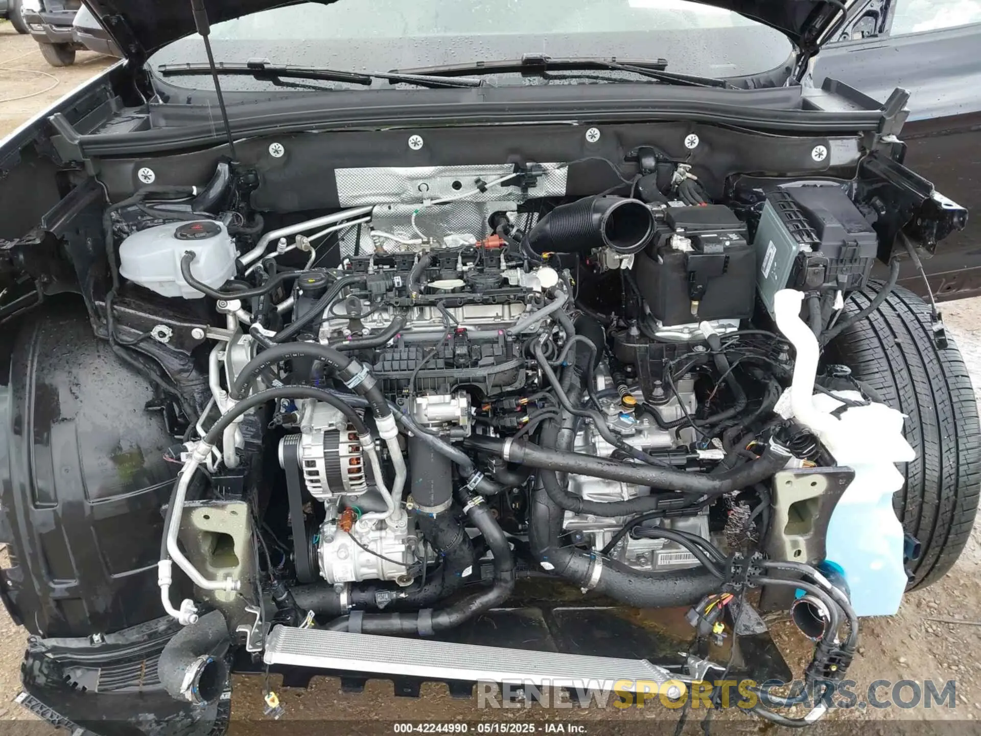 10 Photograph of a damaged car 1V2HR2CA1RC623002 VOLKSWAGEN ATLAS 2024
