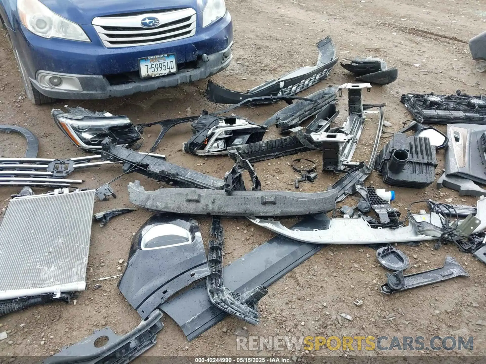 20 Photograph of a damaged car 1V2HR2CA1RC623002 VOLKSWAGEN ATLAS 2024