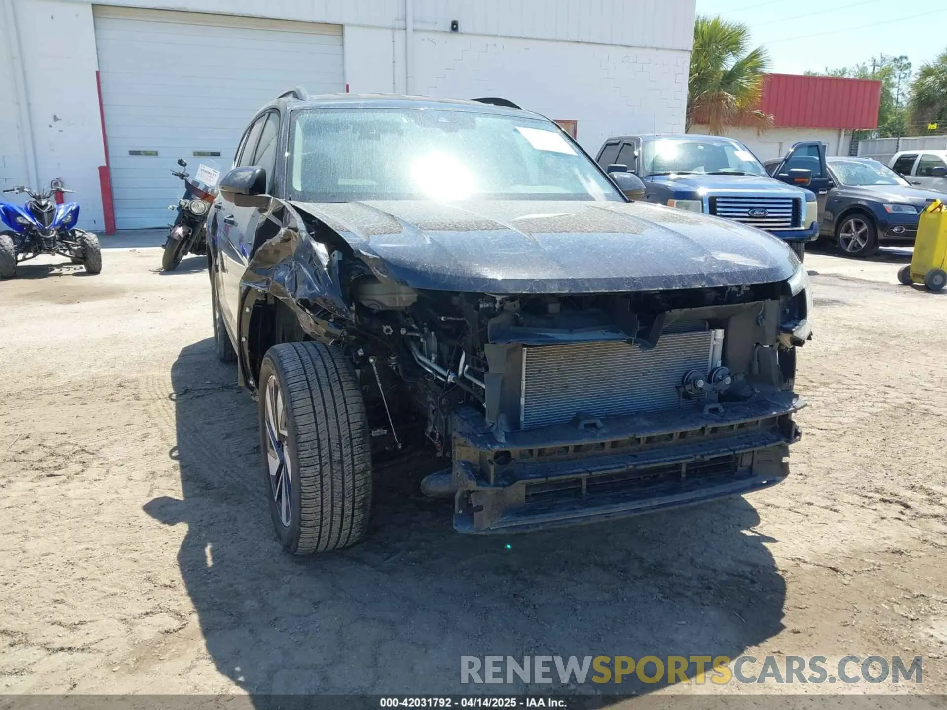 1 Фотография поврежденного автомобиля 1V2HR2CA4RC577679 VOLKSWAGEN ATLAS 2024