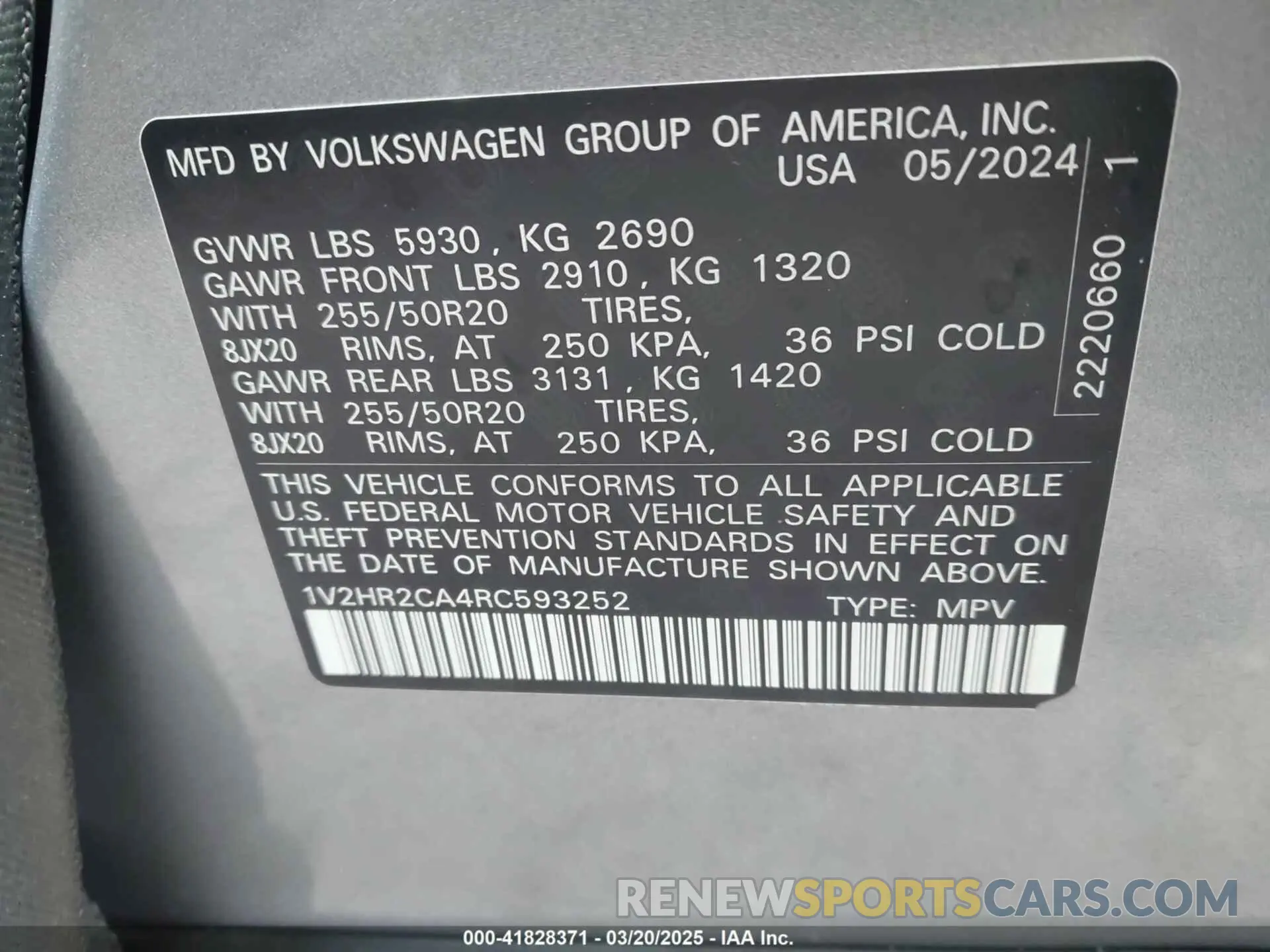 9 Photograph of a damaged car 1V2HR2CA4RC593252 VOLKSWAGEN ATLAS 2024