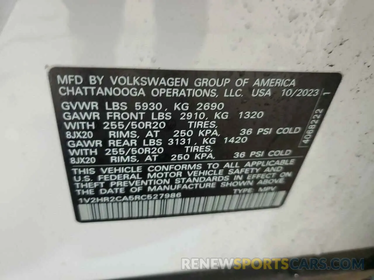 13 Photograph of a damaged car 1V2HR2CA5RC527986 VOLKSWAGEN ATLAS 2024