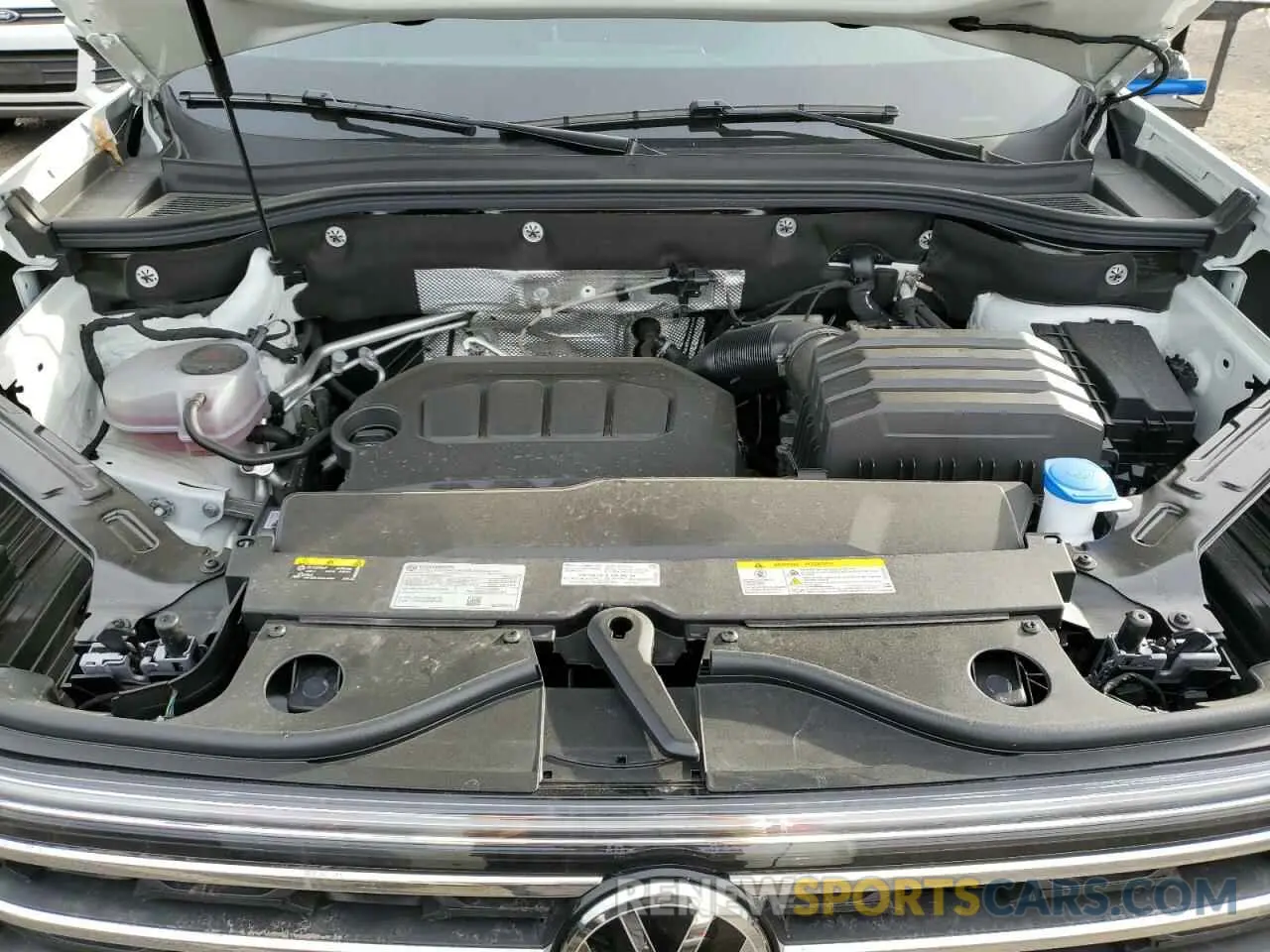 12 Photograph of a damaged car 1V2HR2CAXRC571675 VOLKSWAGEN ATLAS 2024