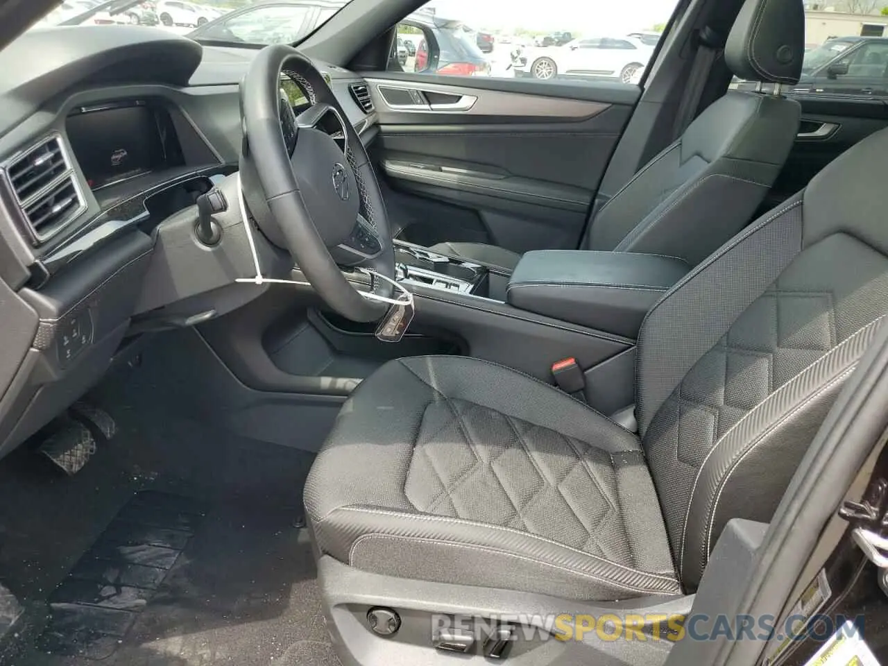 7 Photograph of a damaged car 1V2JE2CA8RC256547 VOLKSWAGEN ATLAS 2024