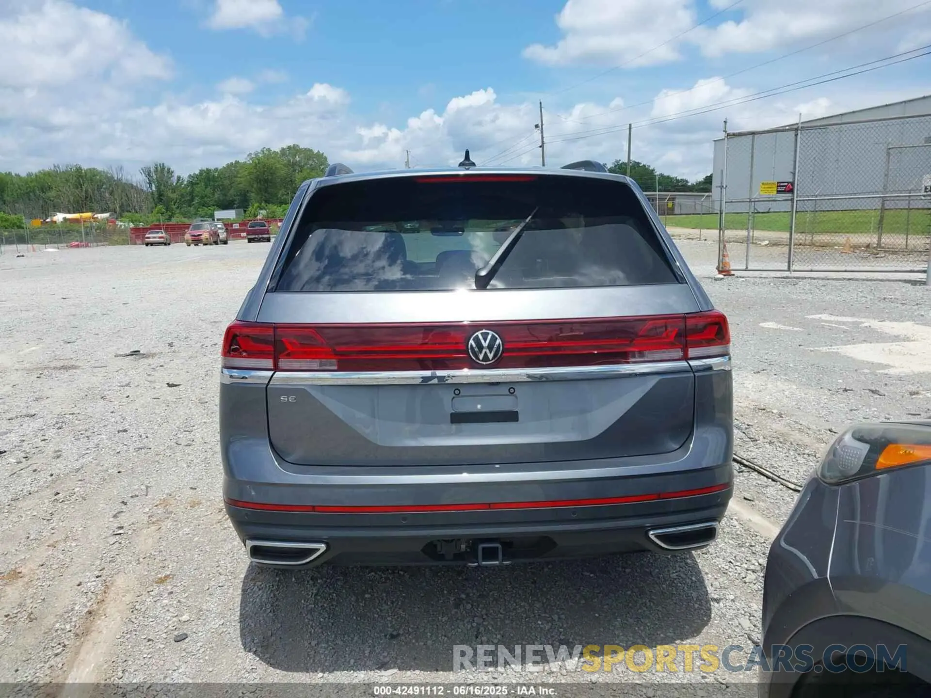 16 Фотография поврежденного автомобиля 1V2JR2CA3RC624038 VOLKSWAGEN ATLAS 2024