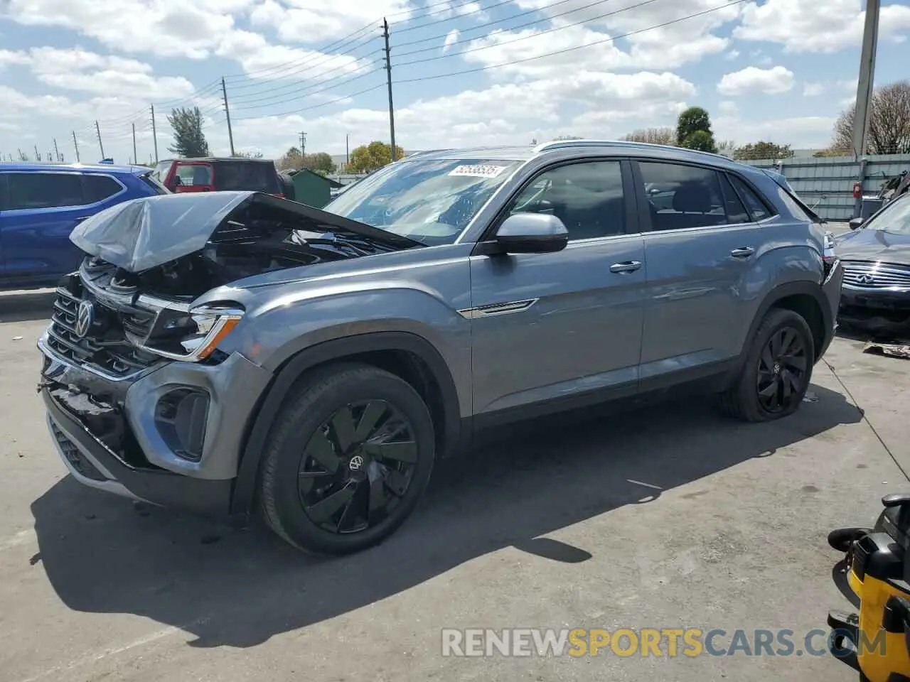 1 Photograph of a damaged car 1V2KE2CA3RC215845 VOLKSWAGEN ATLAS 2024