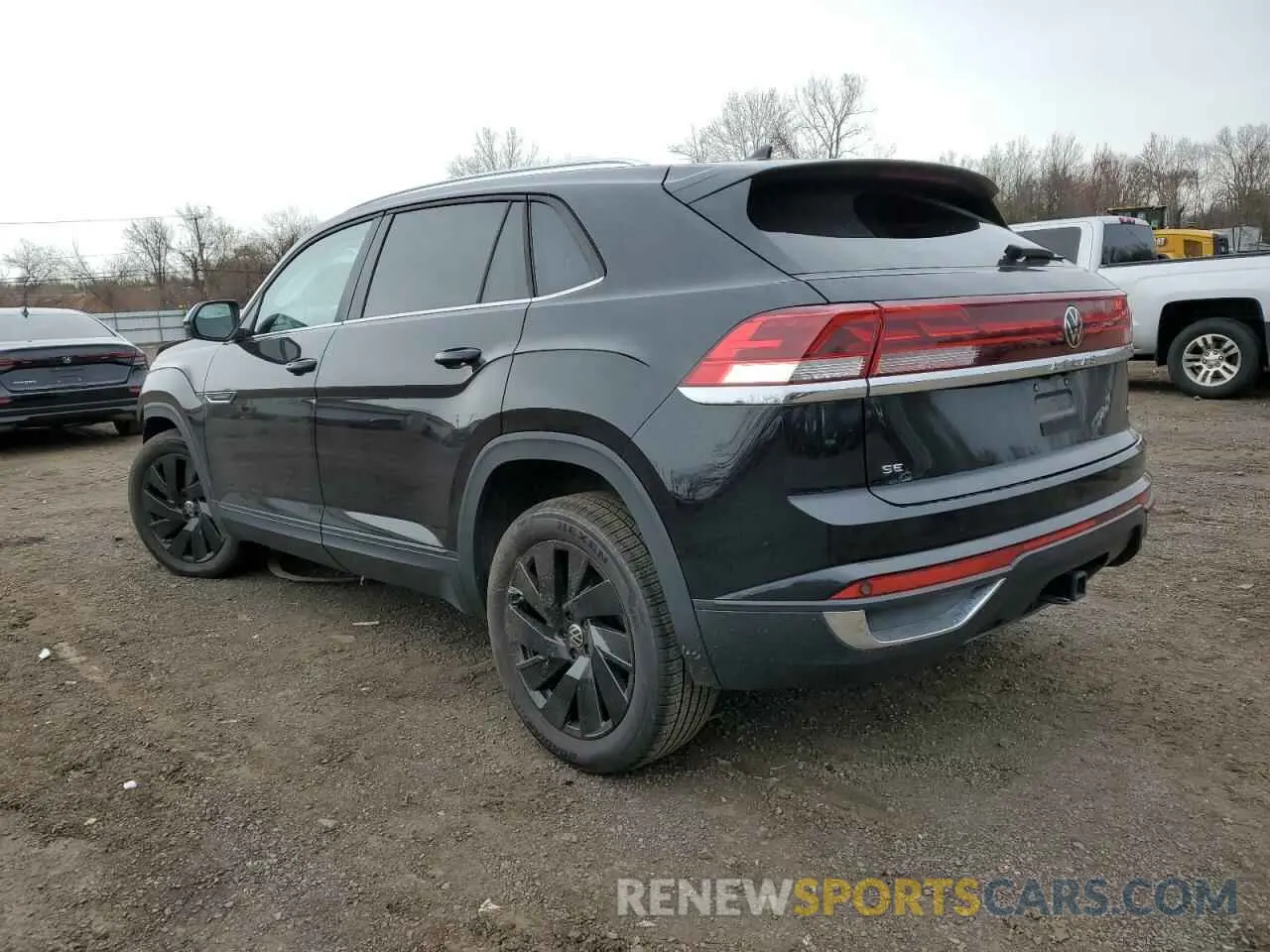 2 Photograph of a damaged car 1V2KE2CA6RC226306 VOLKSWAGEN ATLAS 2024