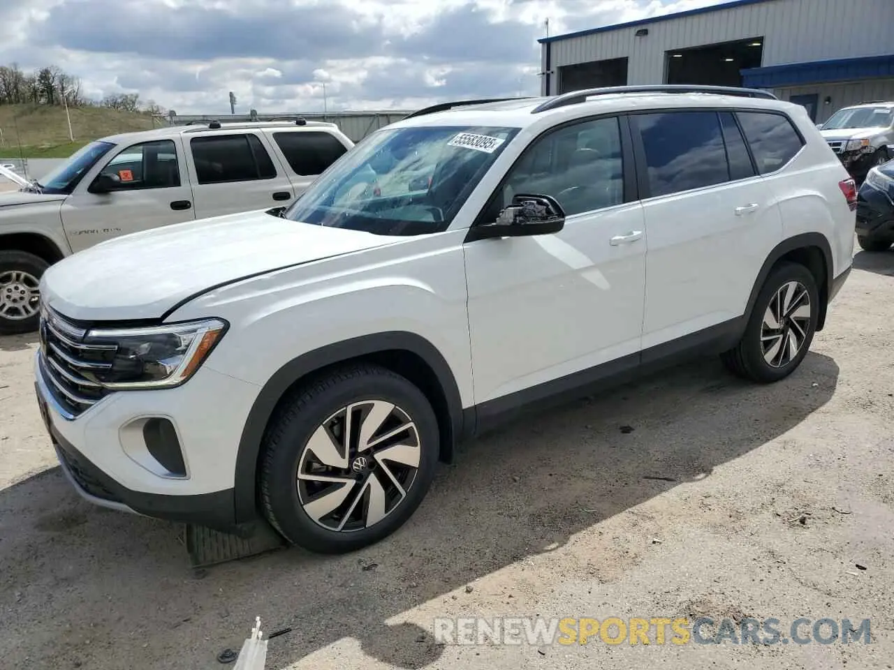 1 Photograph of a damaged car 1V2KR2CA0RC551778 VOLKSWAGEN ATLAS 2024